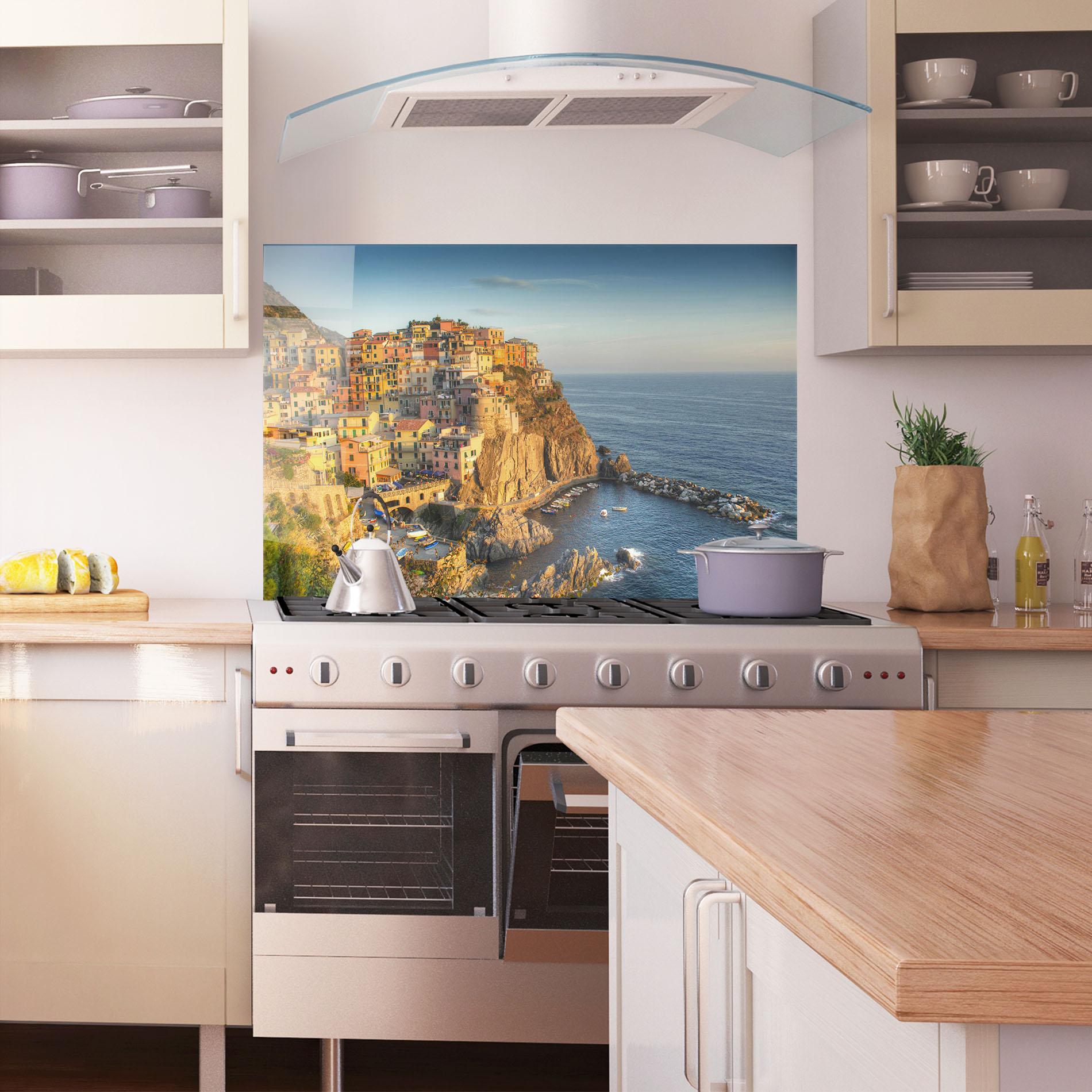 Panou Sticla Bucatarie Cinque Terrre mockup 1