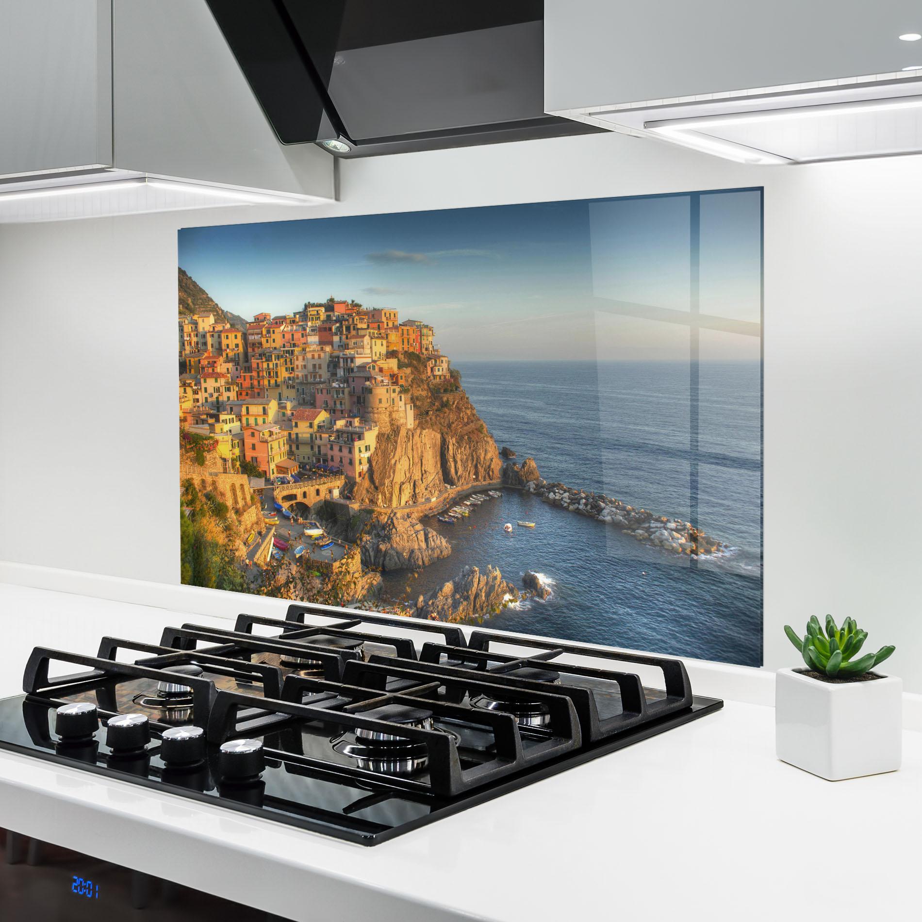 Panou Sticla Bucatarie Cinque Terrre mockup 6