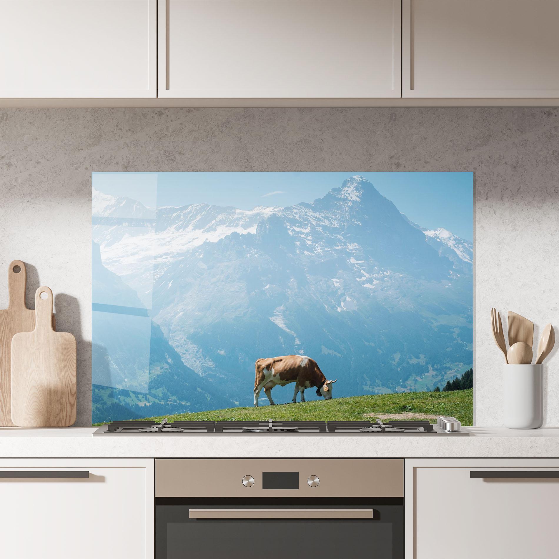Panou Sticla Bucatarie Cow Mountain mockup 7