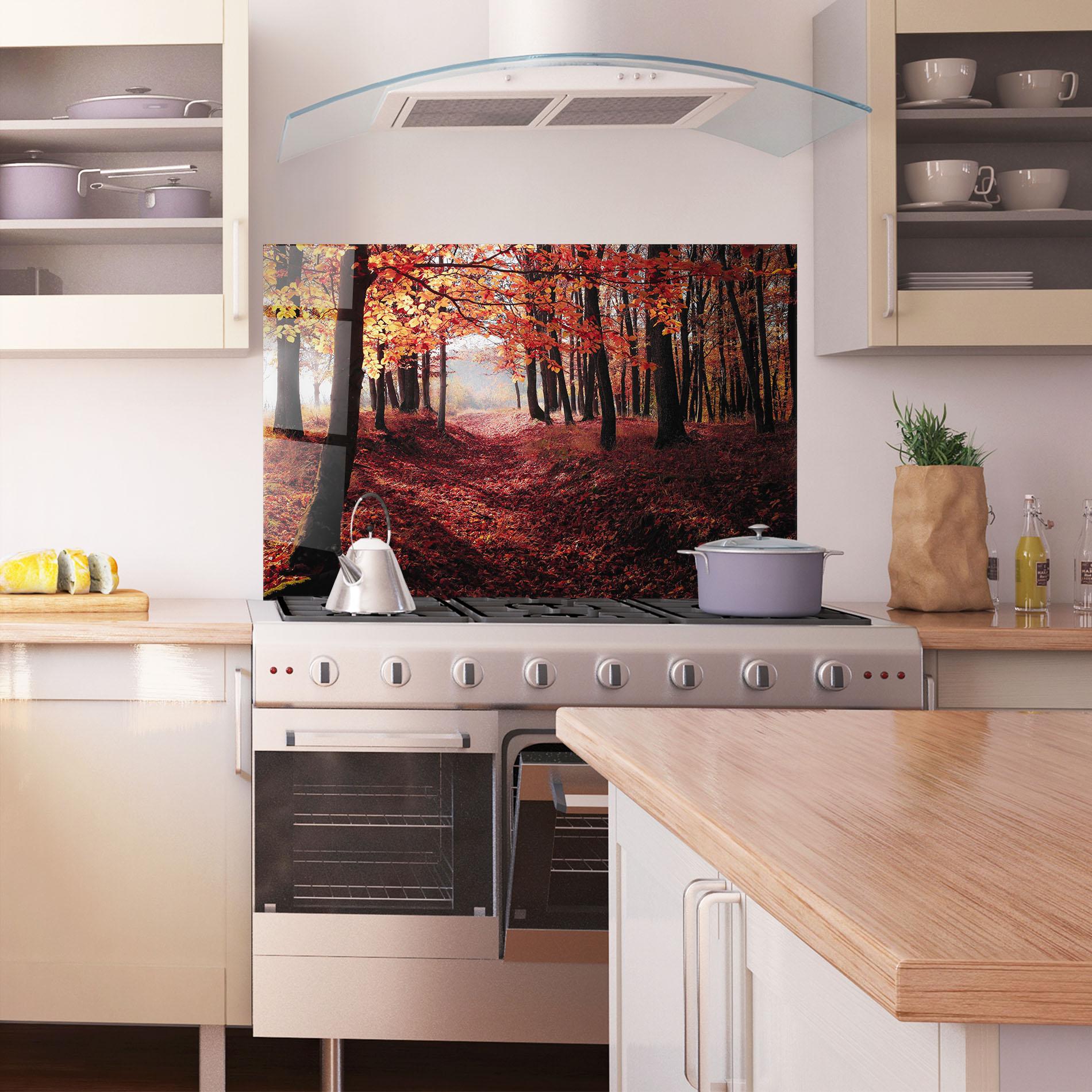 Panou Sticla Bucatarie Red Leaves Forest mockup 1