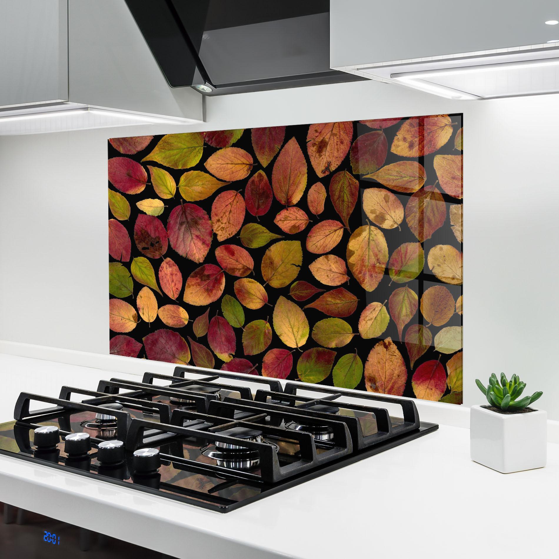 Panou Sticla Bucatarie Carpet Of Leaves mockup 6