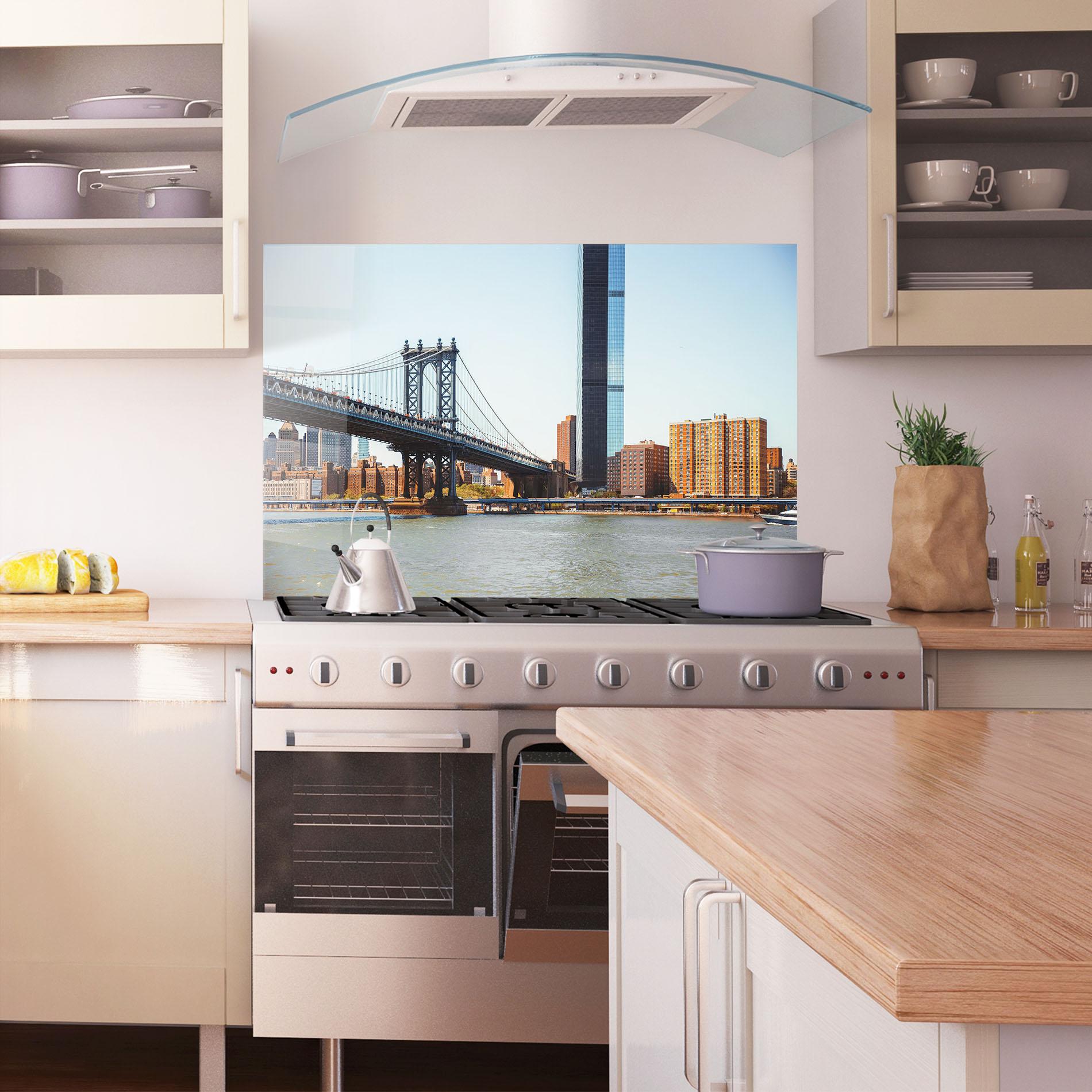 Panou Sticla Bucatarie Big City Bridge mockup 1