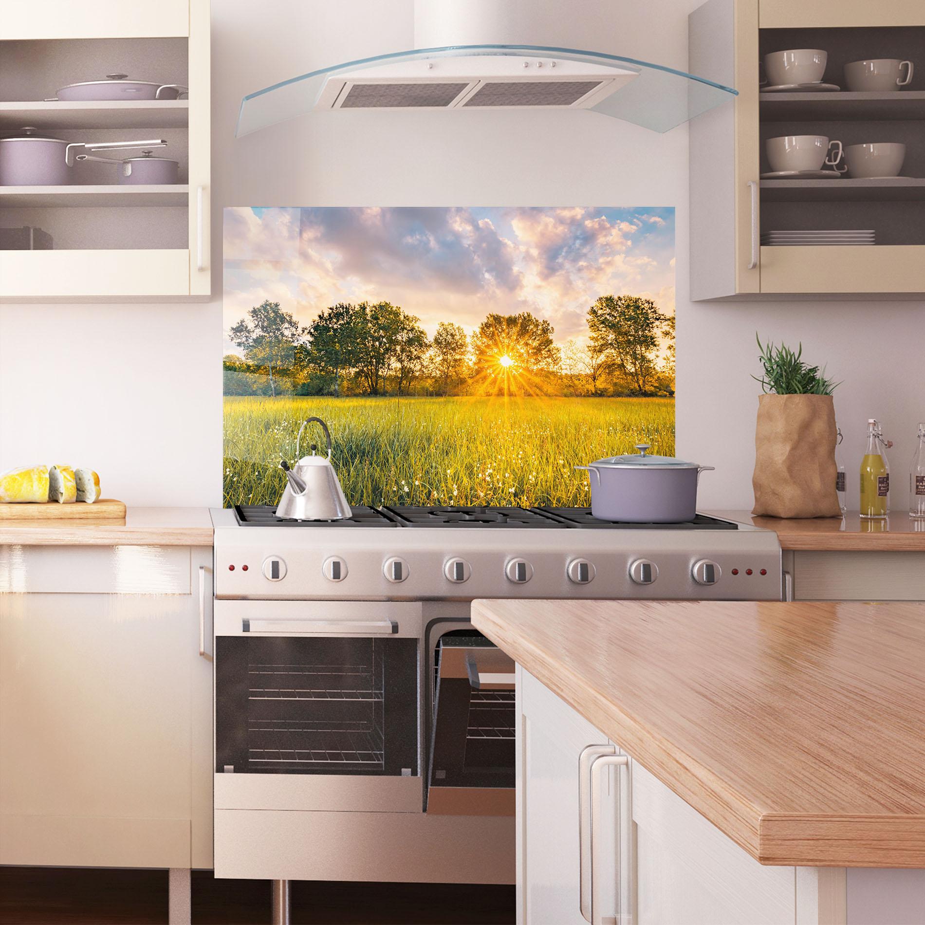 Panou Sticla Bucatarie Blossoming Meadow mockup 1