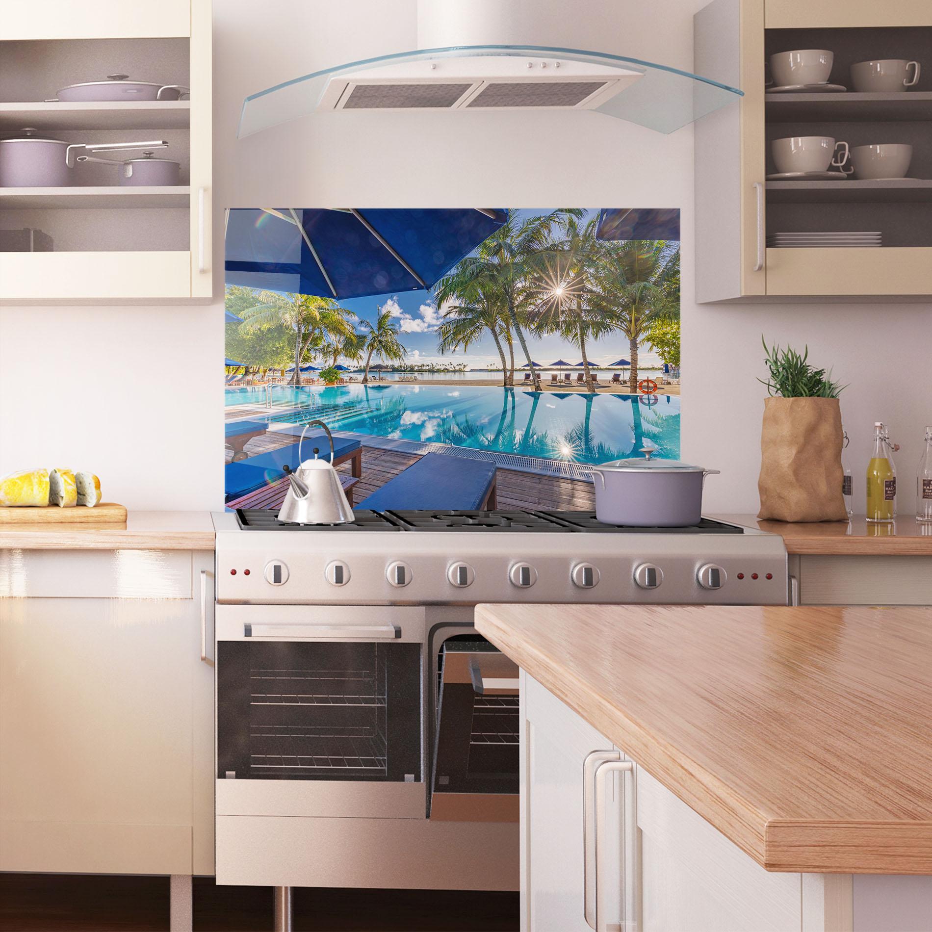 Panou Sticla Bucatarie Fantastic Summer Mood mockup 1