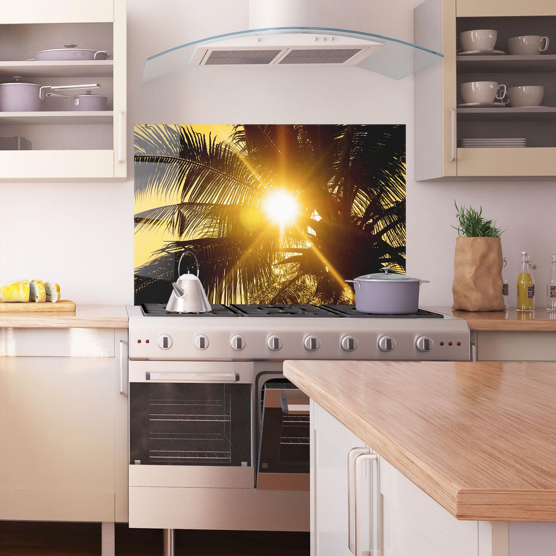 Panou Sticla Bucatarie Palm Trees Sun mockup 1