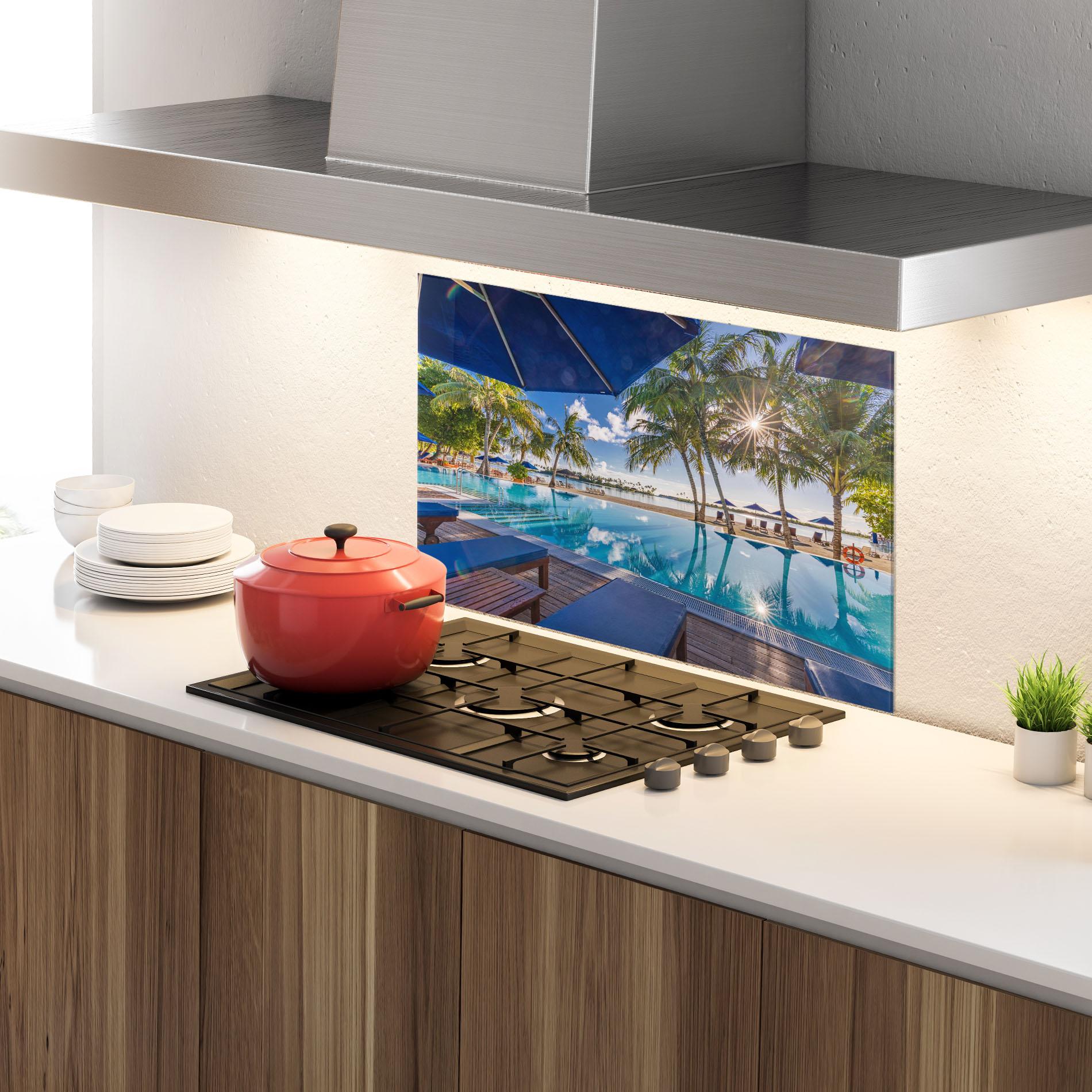 Panou Sticla Bucatarie Fantastic Summer Mood mockup 4