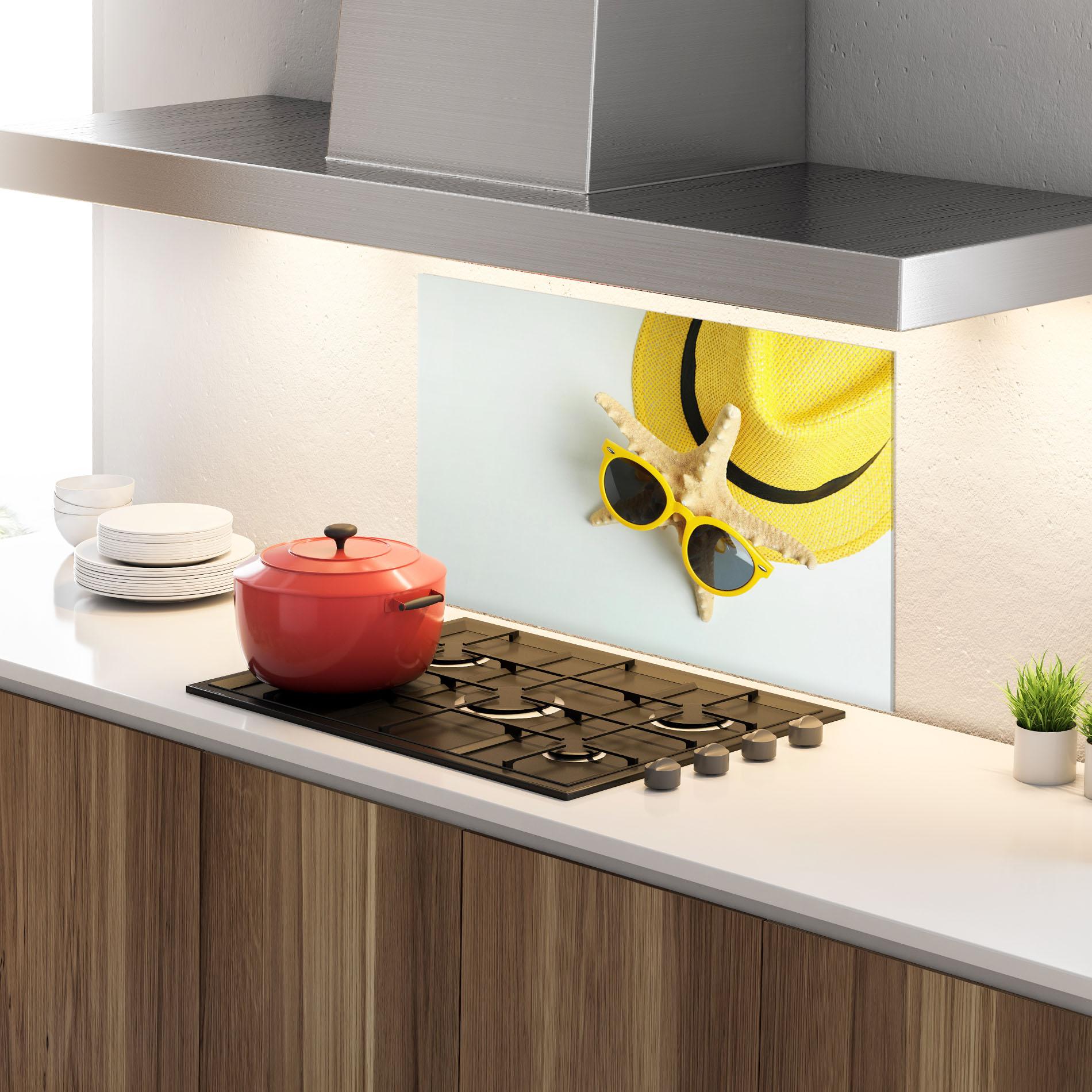 Panou Sticla Bucatarie Seastar Sunglasses mockup 4