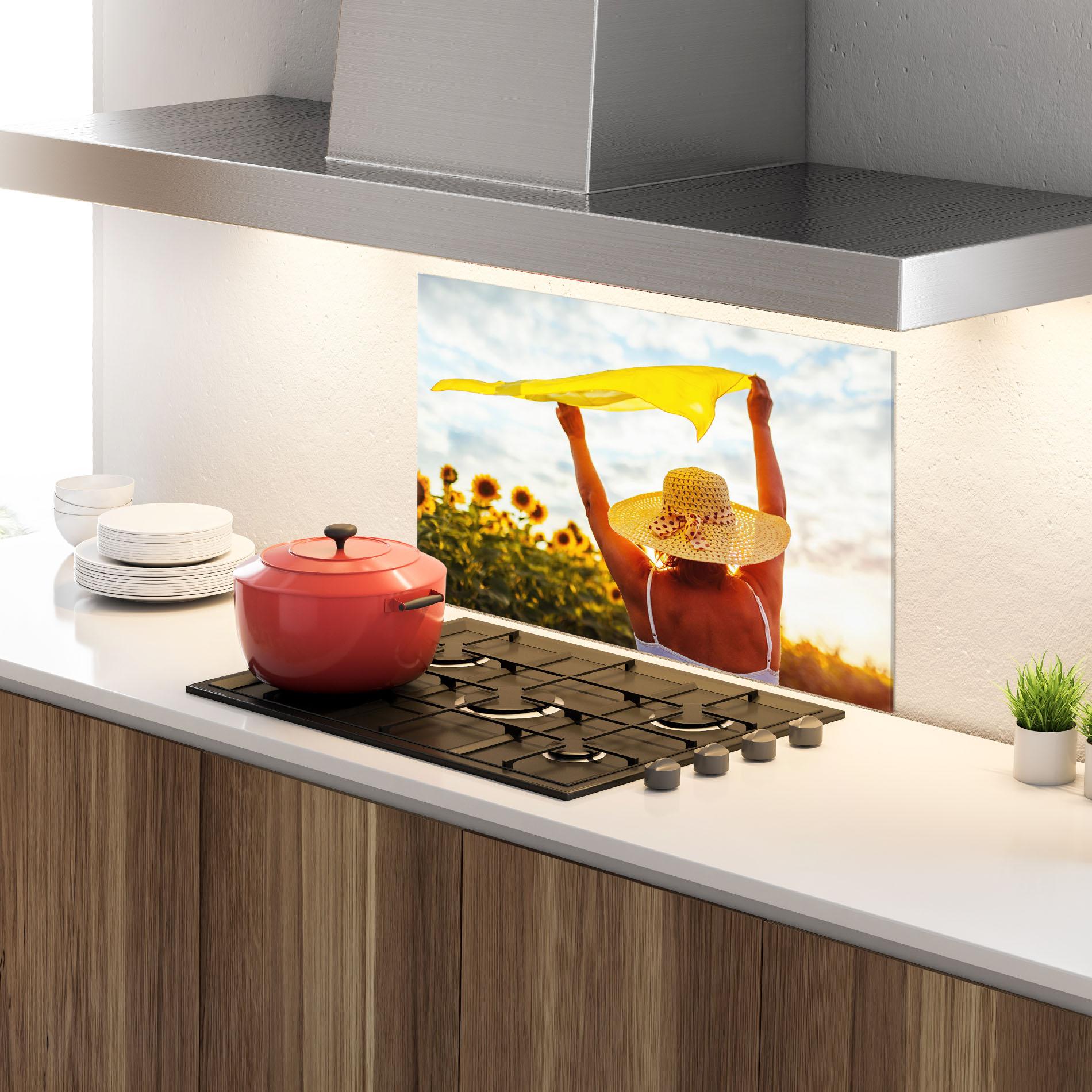 Panou Sticla Bucatarie Senior Woman Summer mockup 4