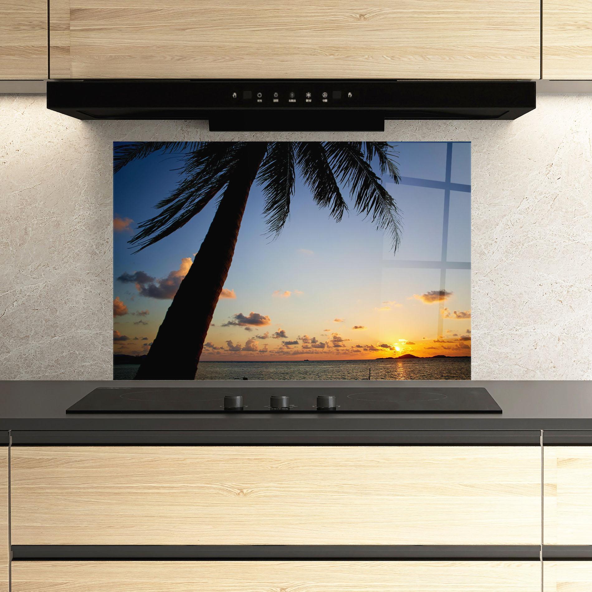 Panou Sticla Bucatarie Palm Tree Silhouette mockup 3