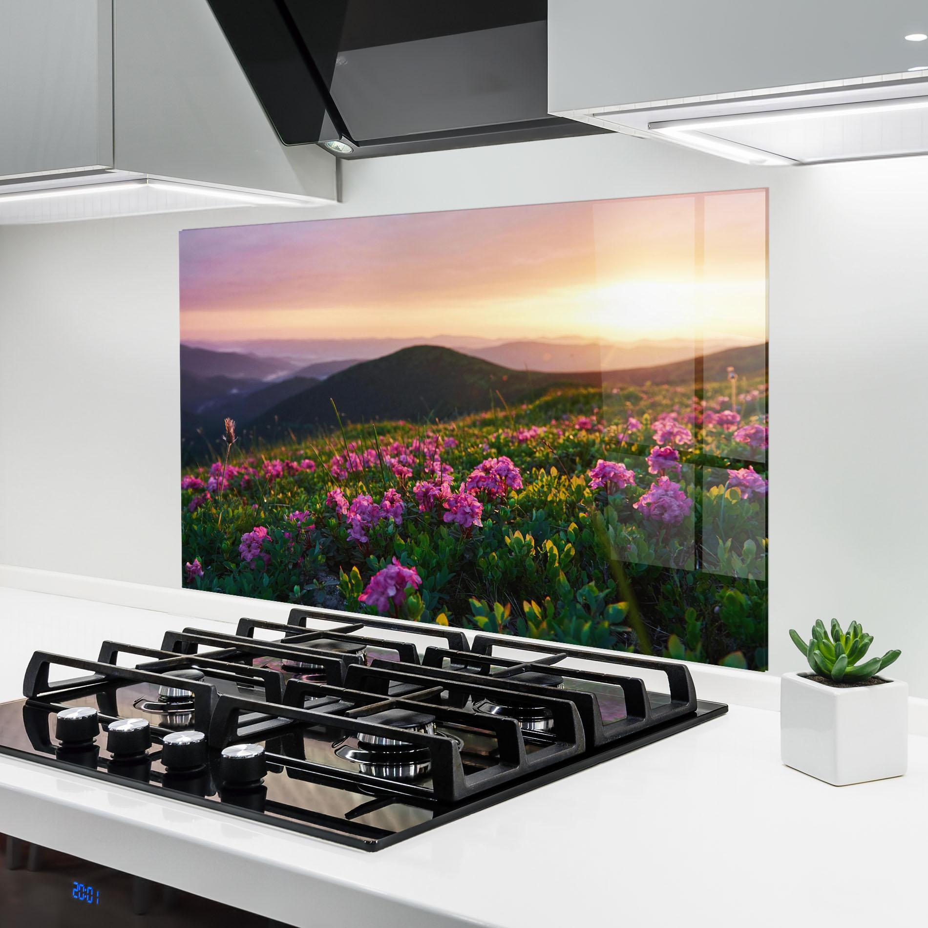 Panou Sticla Bucatarie Purple Summer Flowers mockup 6