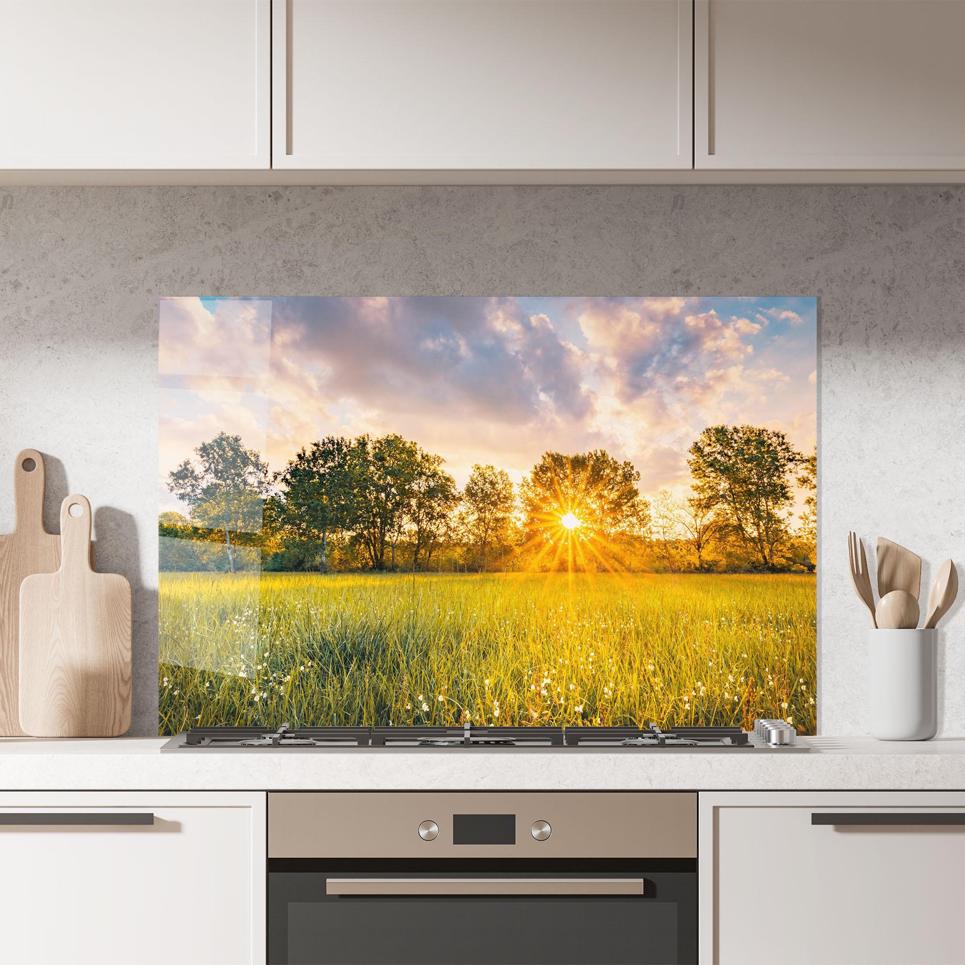 Panou Sticla Bucatarie Blossoming Meadow mockup 7