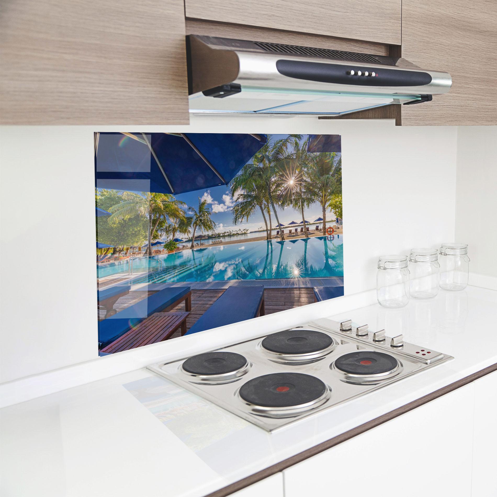 Panou Sticla Bucatarie Fantastic Summer Mood mockup 8