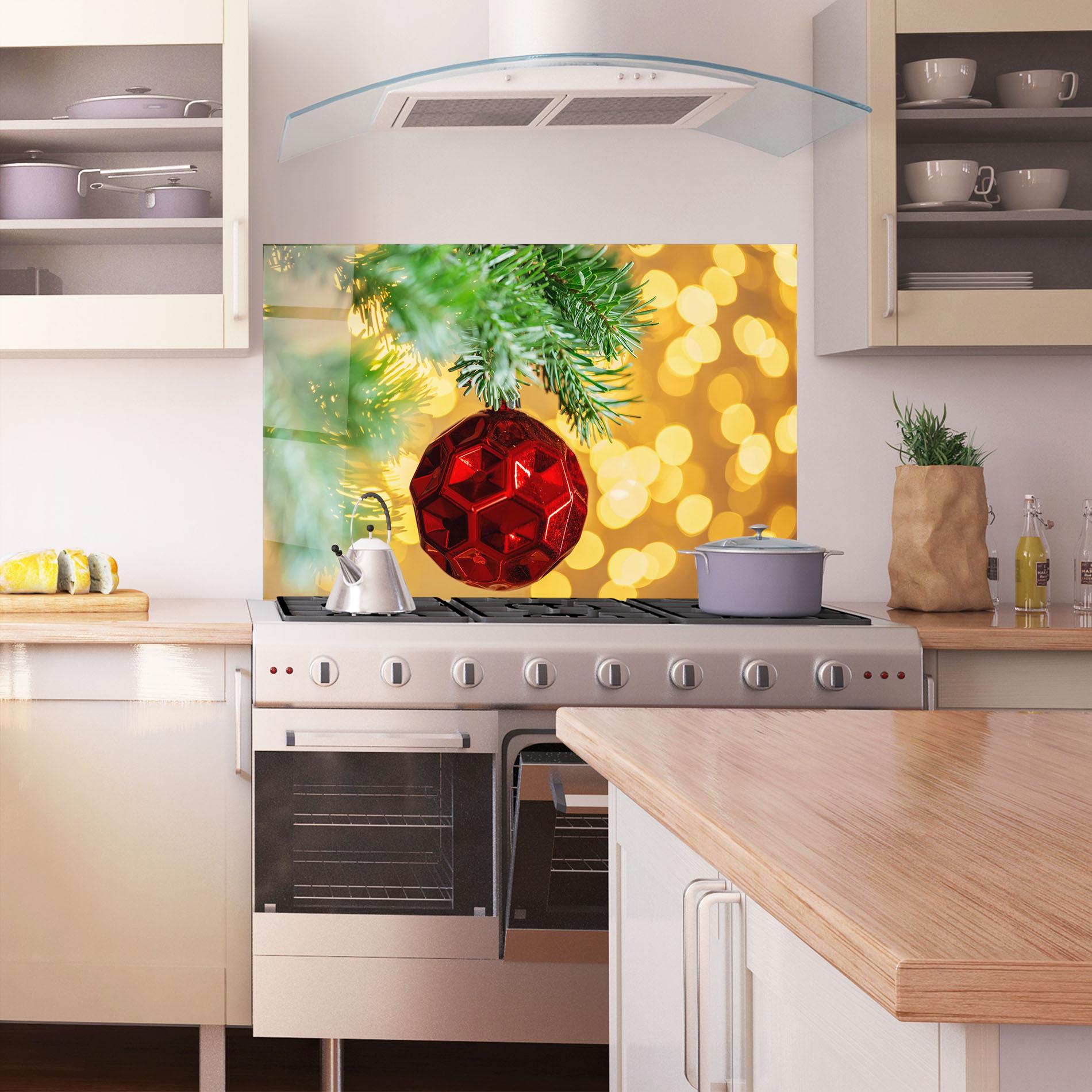 Panou Sticla Bucatarie Red Christmas Ball mockup 1