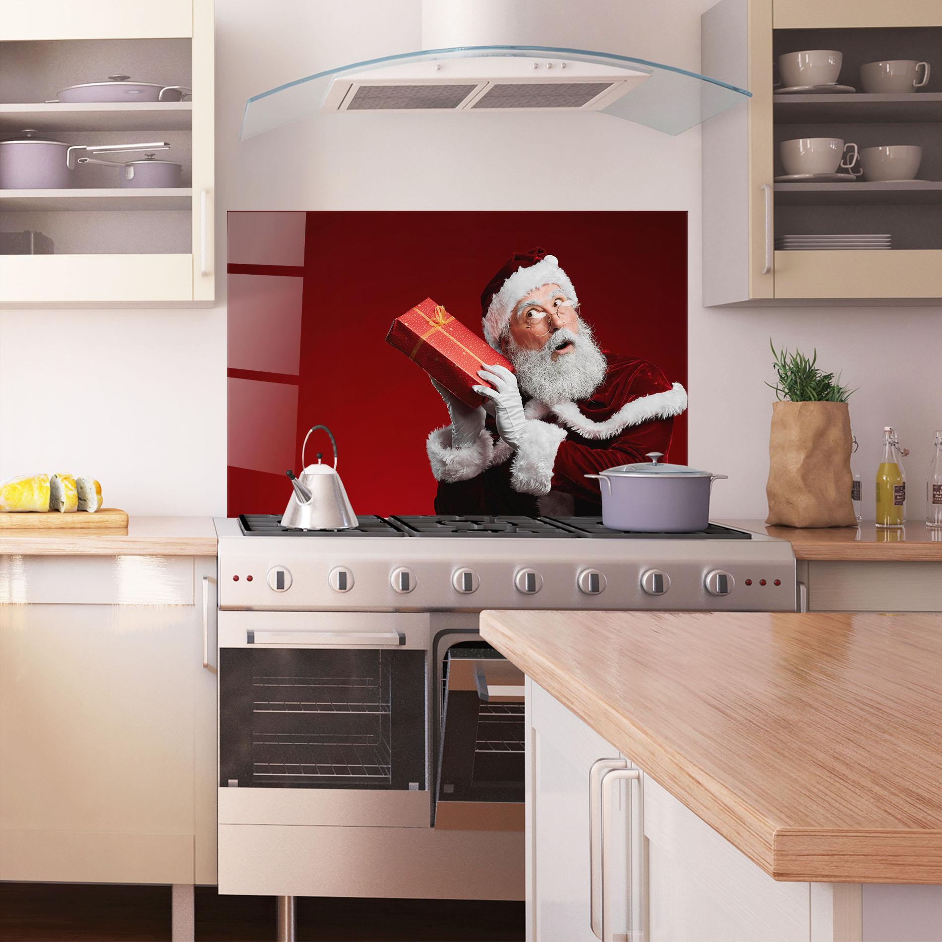 Panou Sticla Bucatarie Santa Holding Present mockup 1