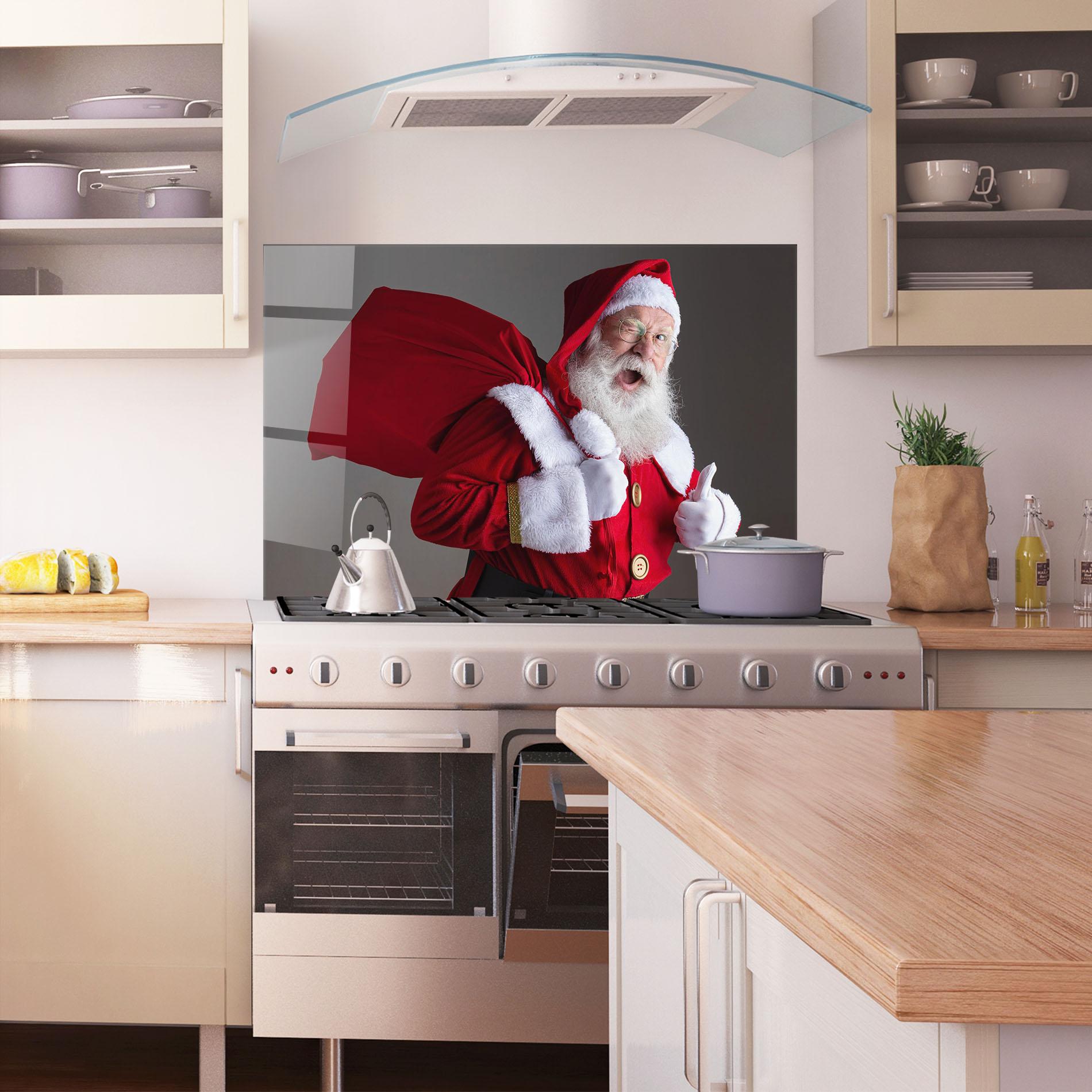 Panou Sticla Bucatarie Santa Smiling mockup 1
