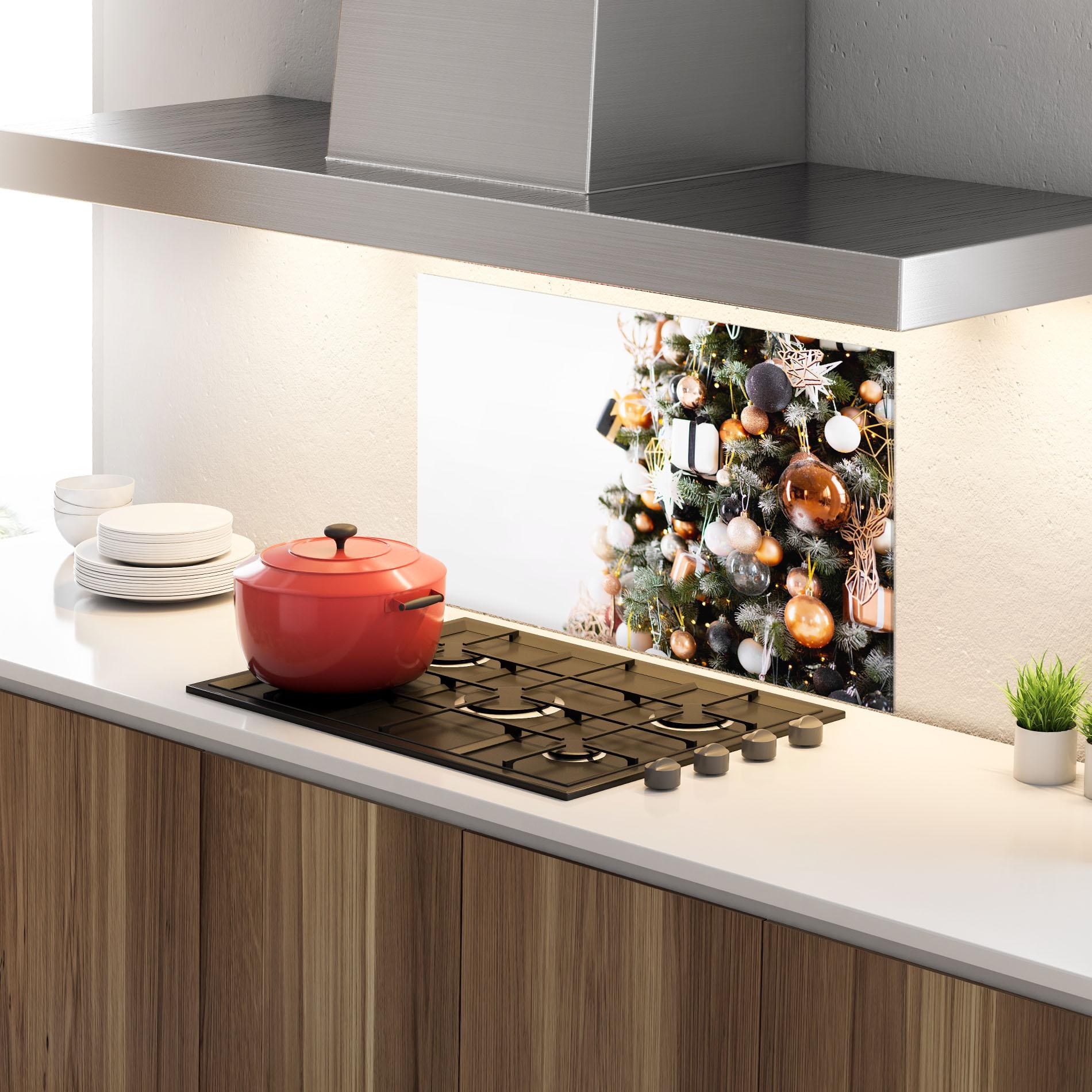 Panou Sticla Bucatarie Christmas Tree Close Up mockup 4