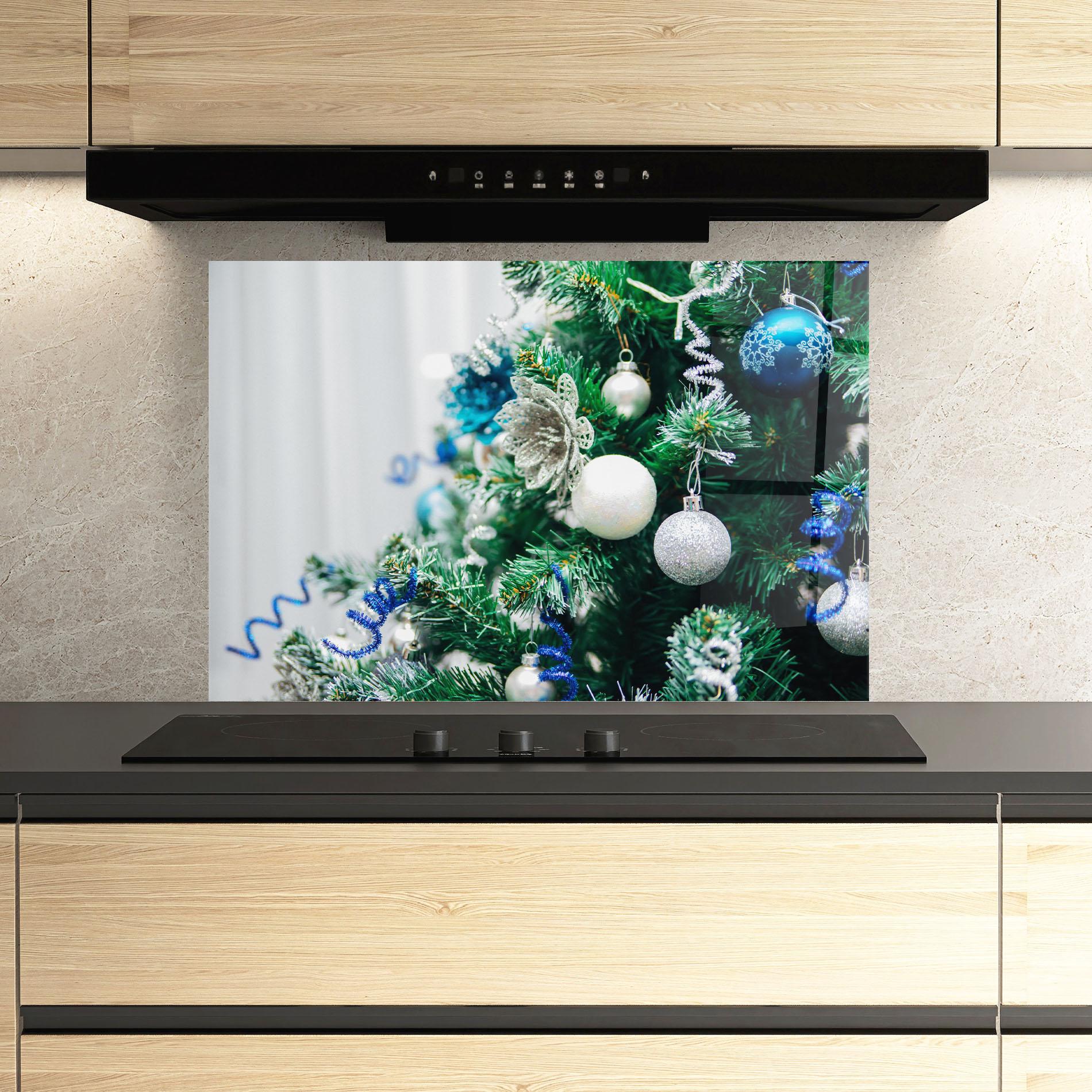 Panou Sticla Bucatarie Blue Christmas Tree Decor mockup 3