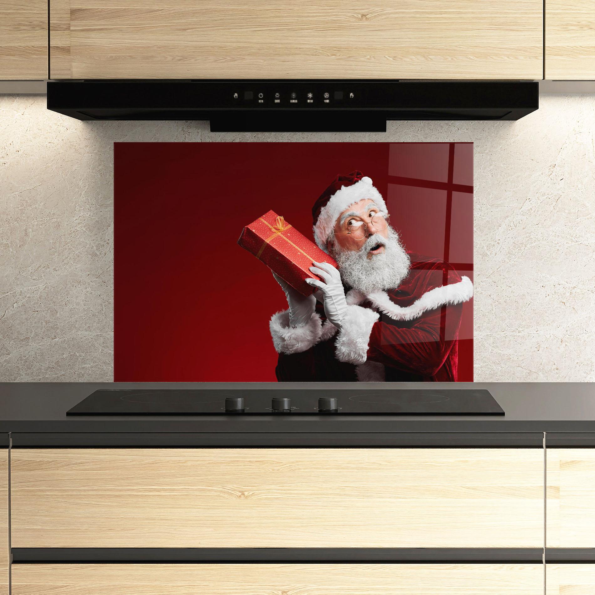 Panou Sticla Bucatarie Santa Holding Present mockup 3