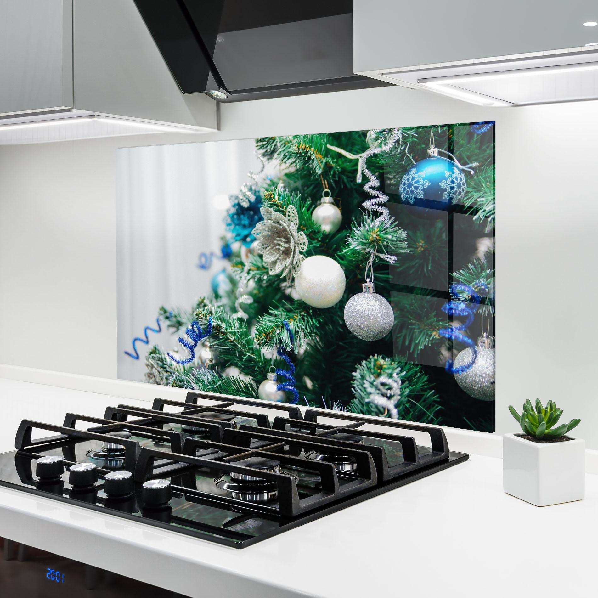 Panou Sticla Bucatarie Blue Christmas Tree Decor mockup 6