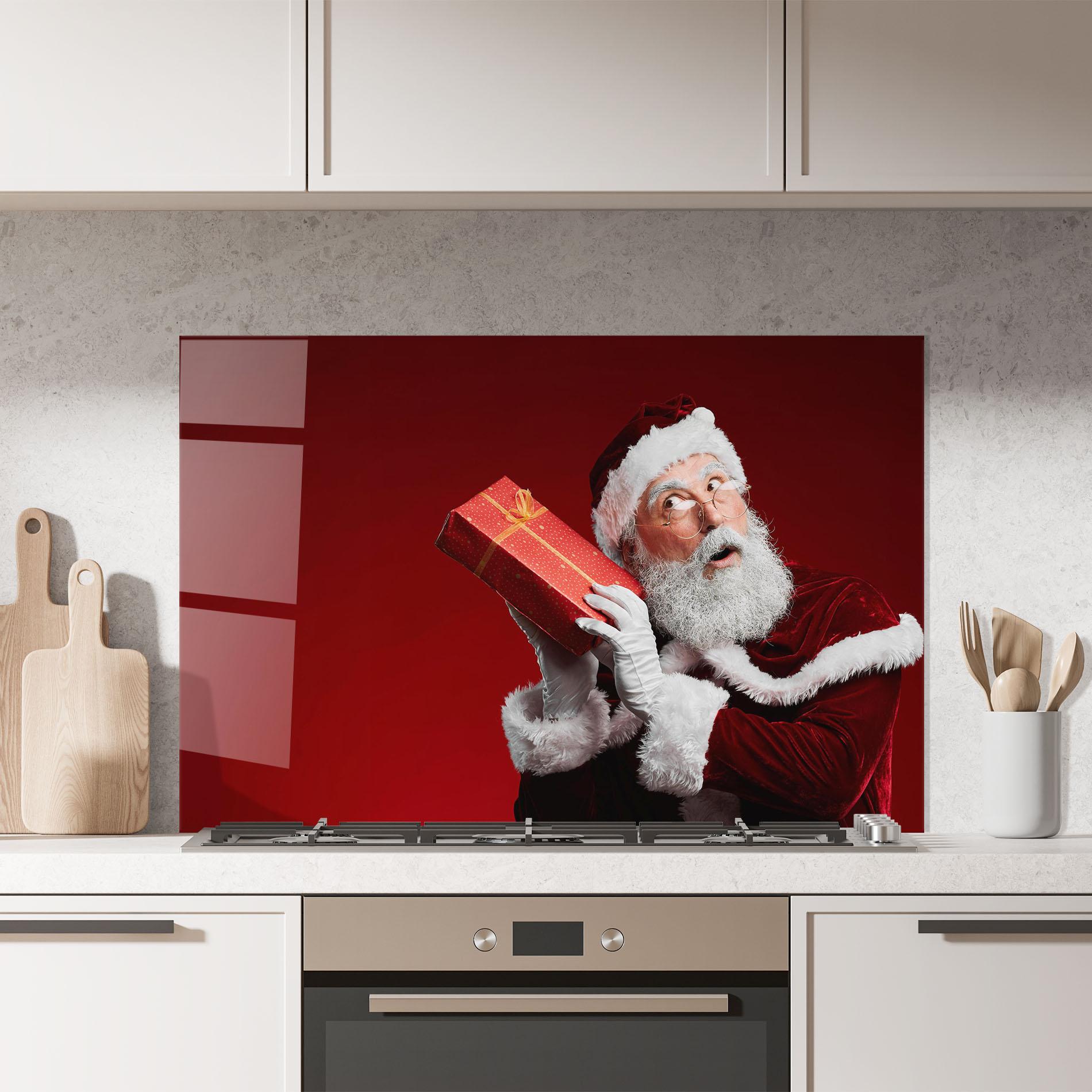 Panou Sticla Bucatarie Santa Holding Present mockup 7