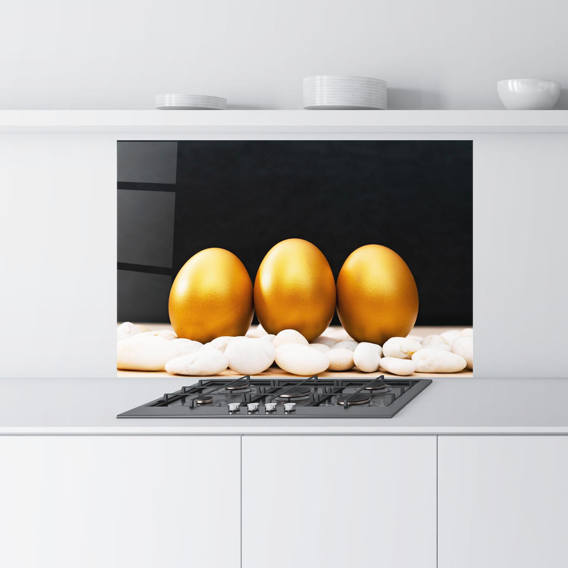 Panou Sticla Bucatarie Golden Easter Egg mockup 9
