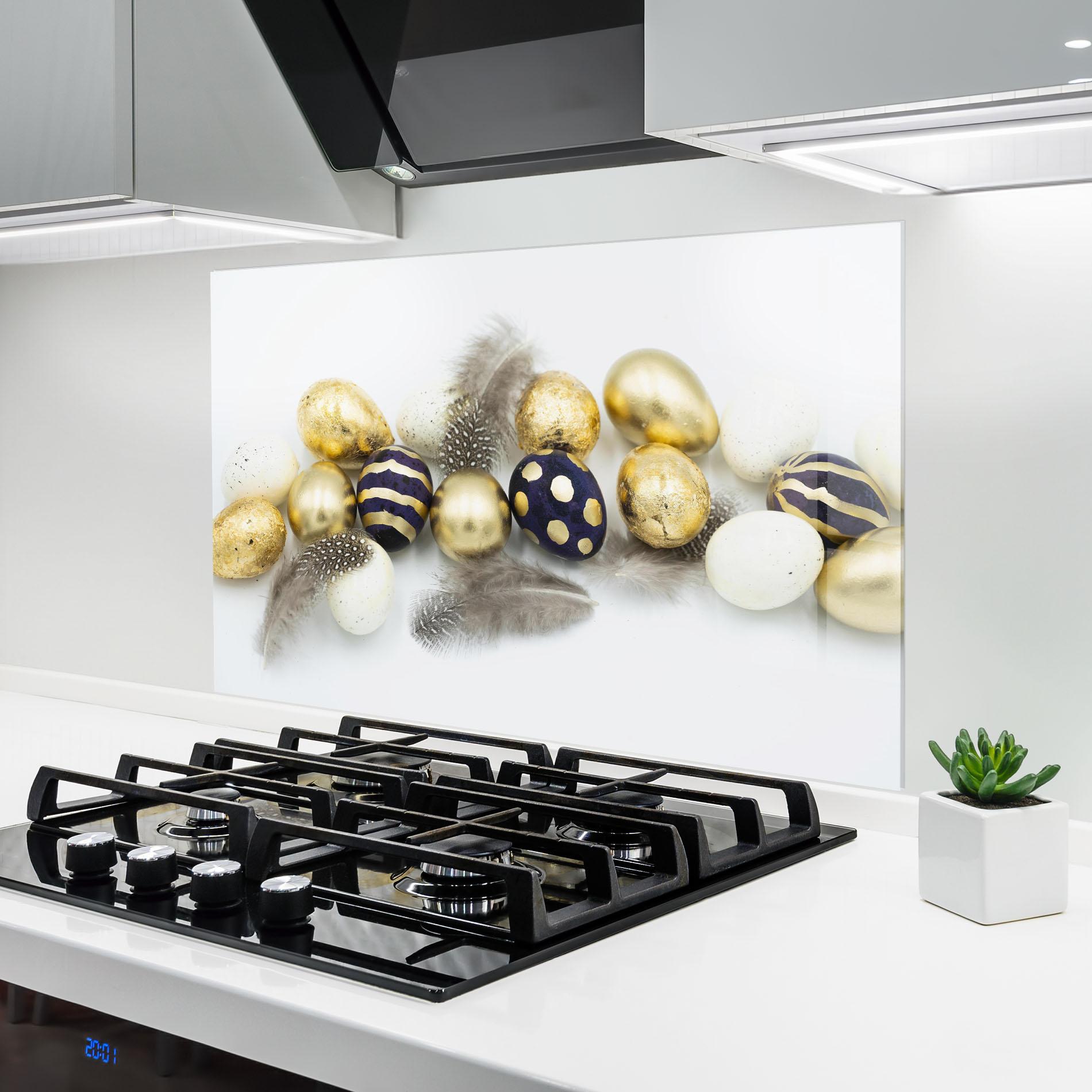 Panou Sticla Bucatarie Golden Black Eggs mockup 6