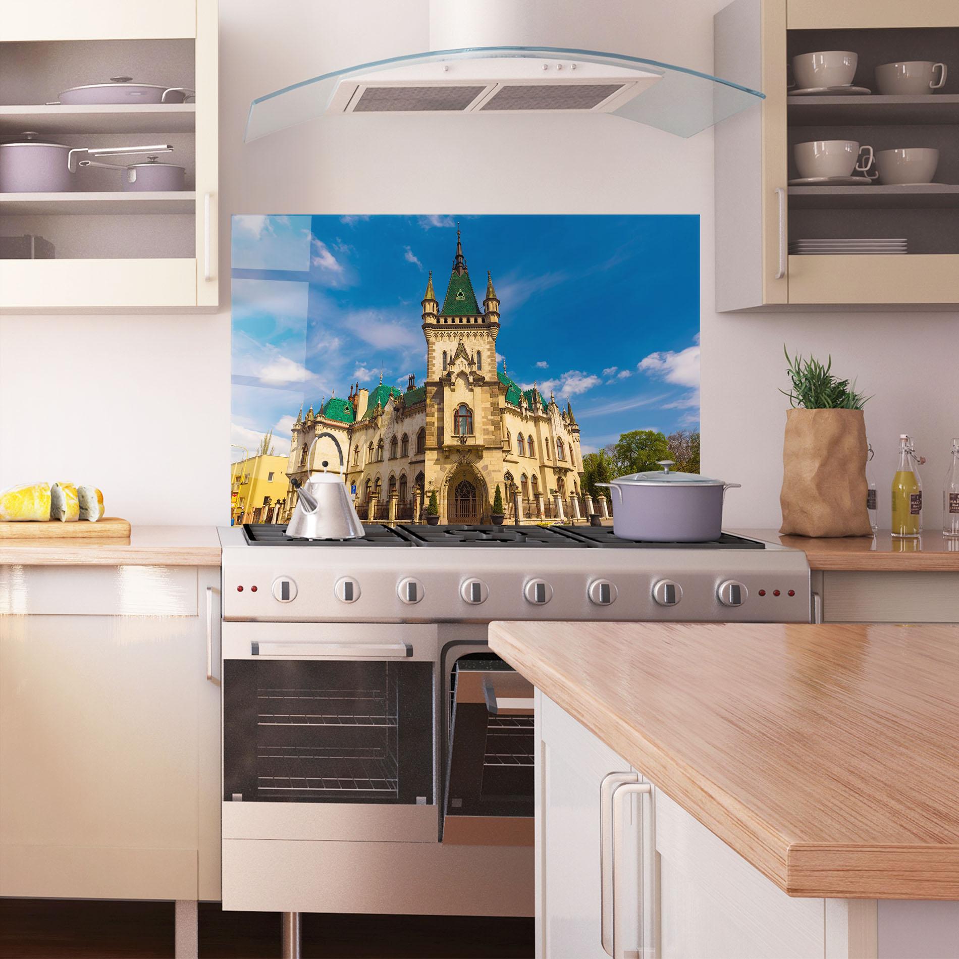 Panou Sticla Bucatarie Jakabov Palace Slovakia mockup 1