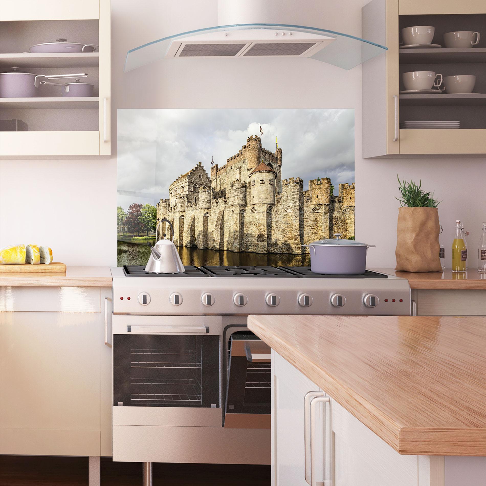 Panou Sticla Bucatarie Medieval Castle Belgium mockup 1