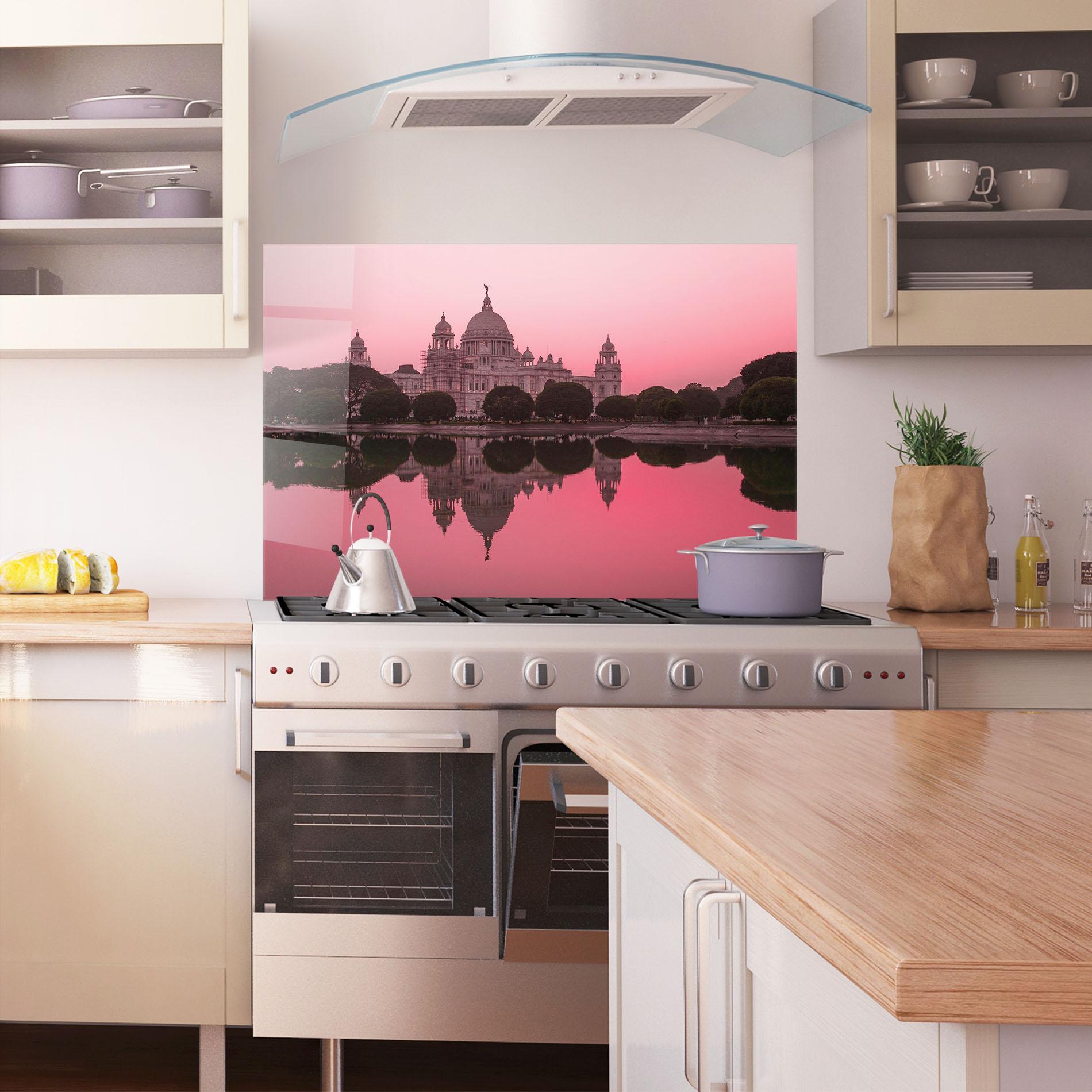 Panou Sticla Bucatarie Red Lake Reflection mockup 1