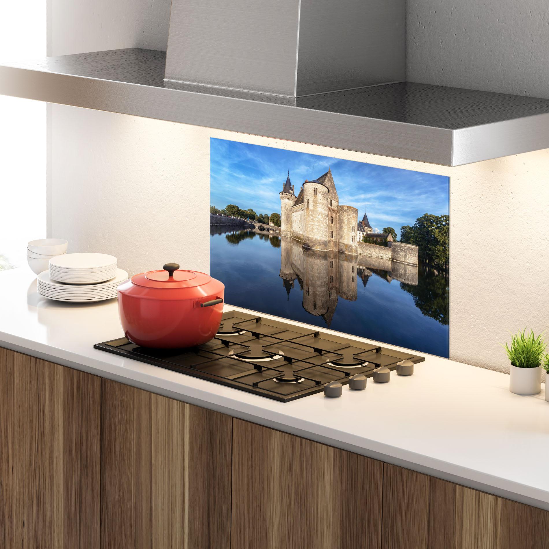 Panou Sticla Bucatarie Castle Chateau De Sullysurloire mockup 4