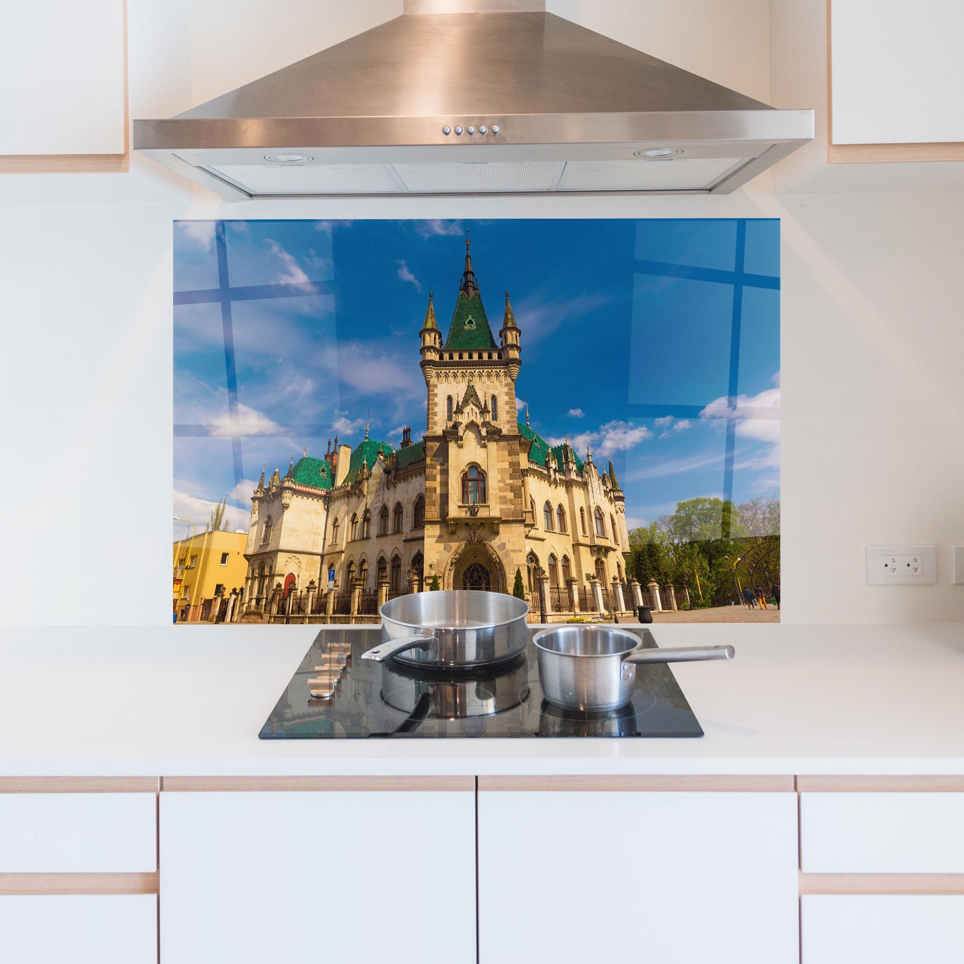 Panou Sticla Bucatarie Jakabov Palace Slovakia mockup 5
