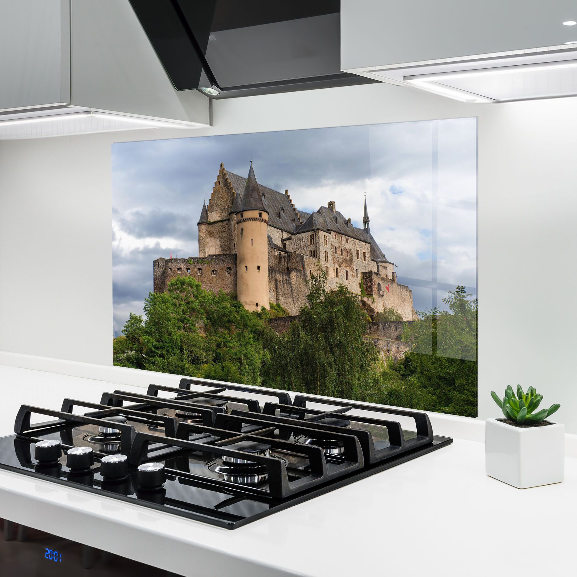 Castle Vianden mockup 6