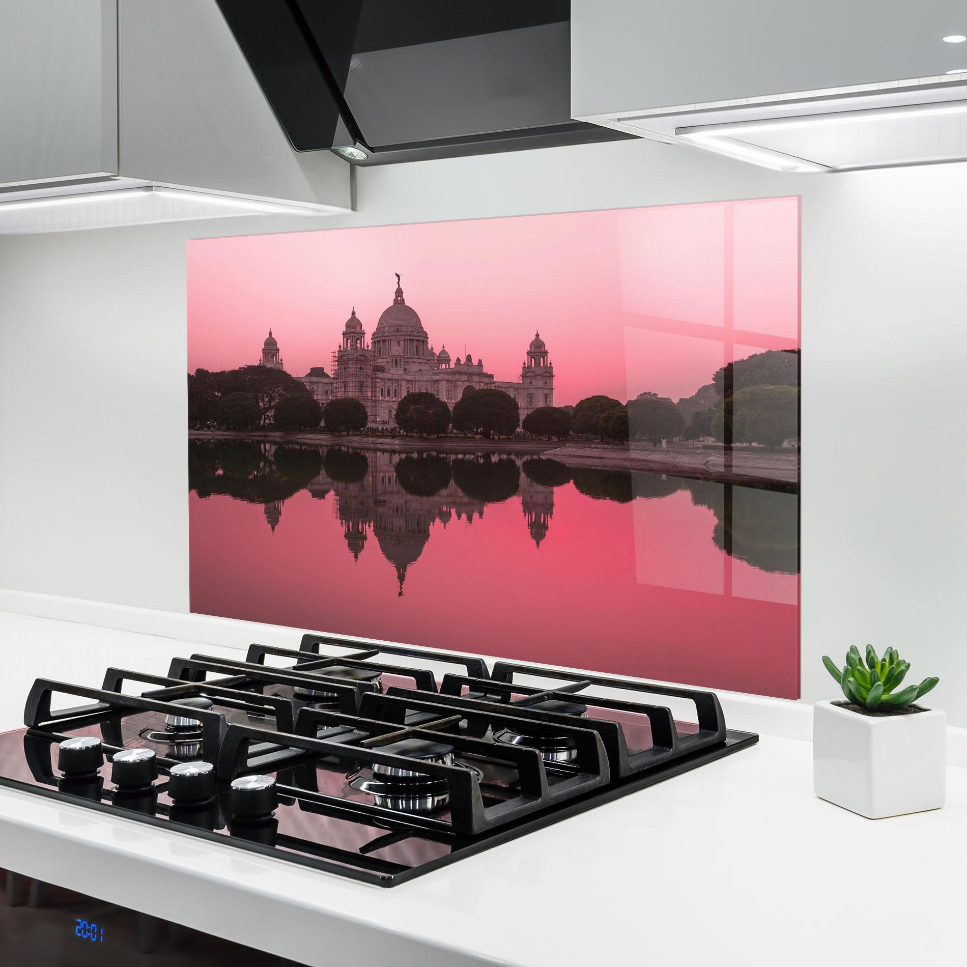 Panou Sticla Bucatarie Red Lake Reflection mockup 6