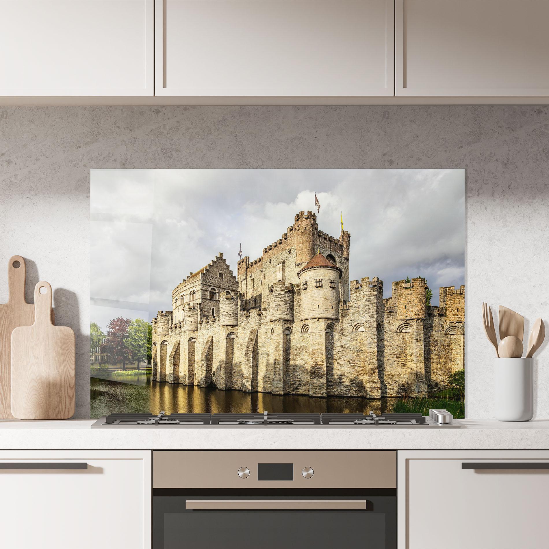 Panou Sticla Bucatarie Medieval Castle Belgium mockup 7