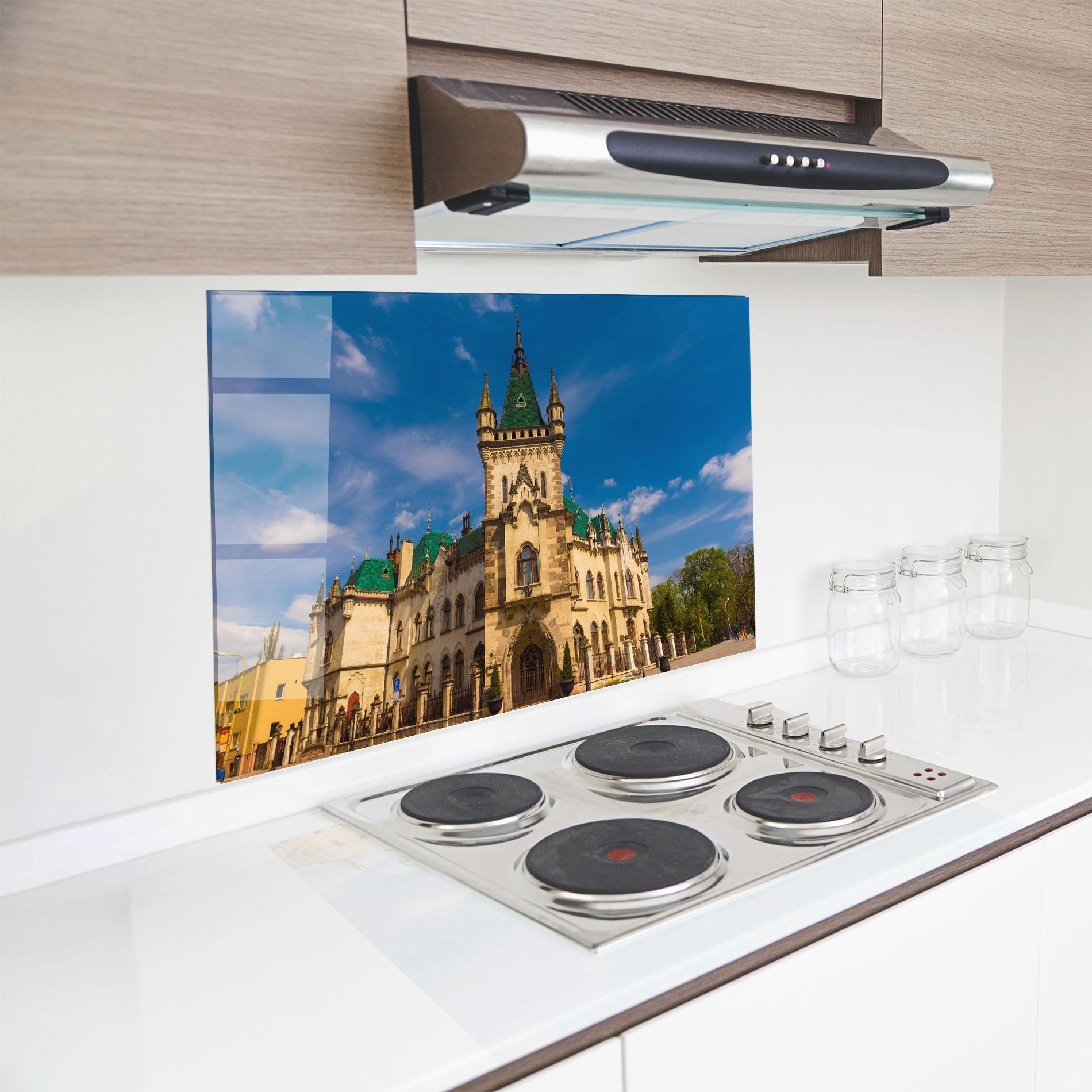 Panou Sticla Bucatarie Jakabov Palace Slovakia mockup 8