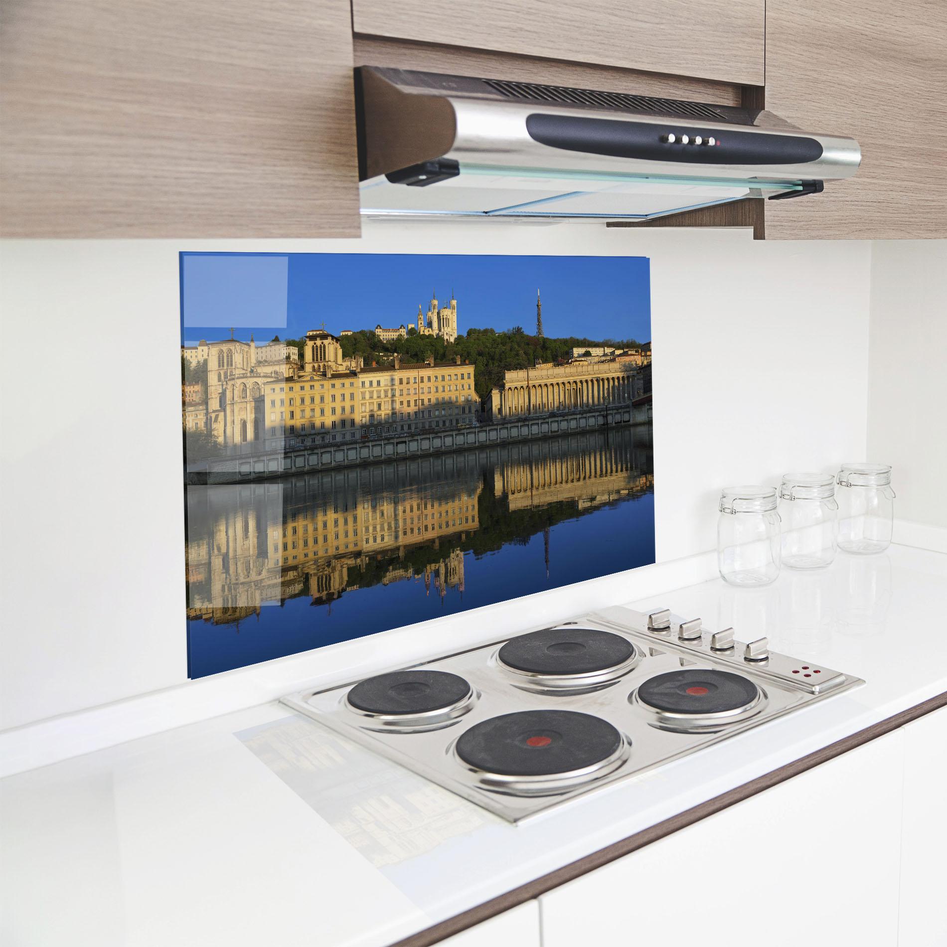 Panou Sticla Bucatarie Lyon France mockup 8
