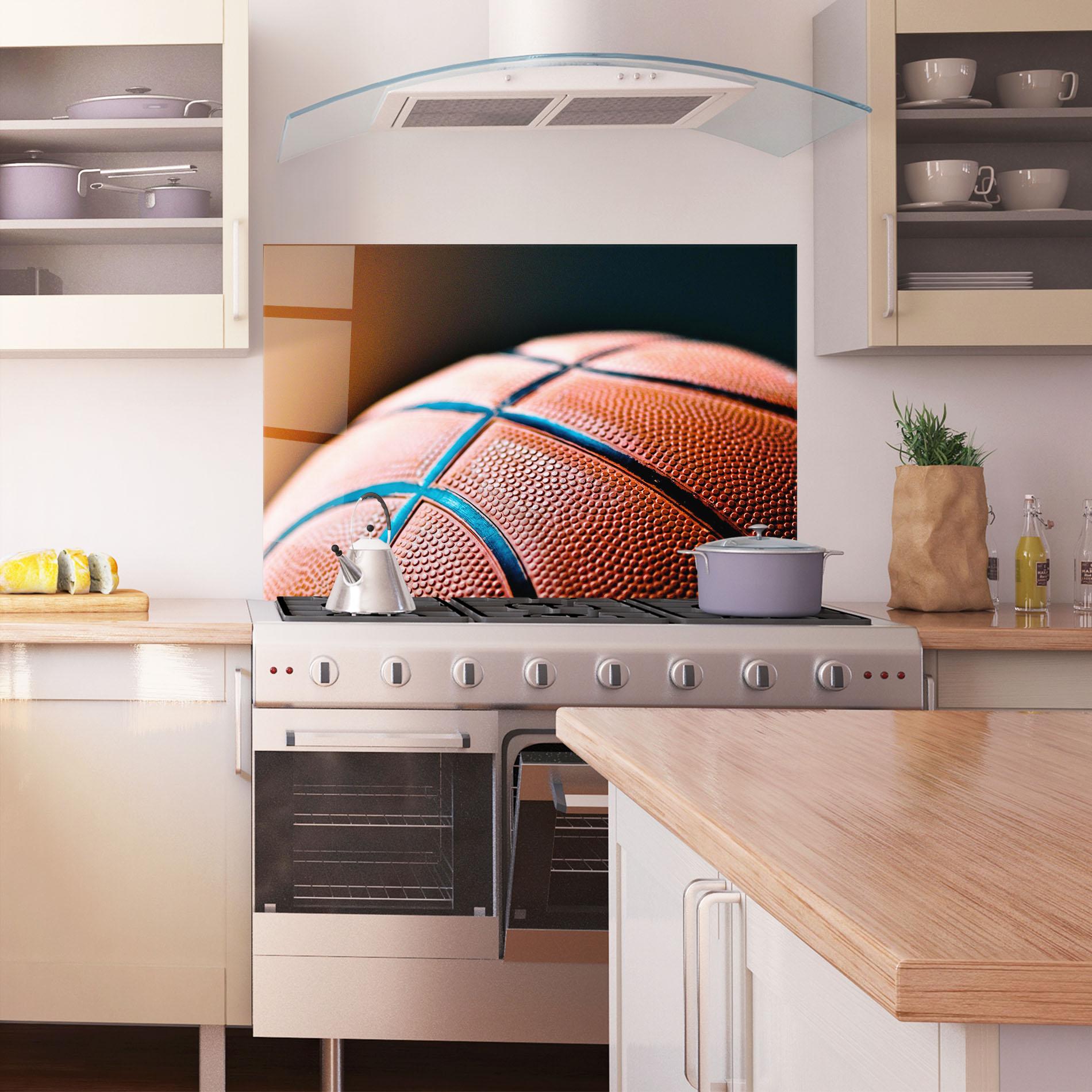 Panou Sticla Bucatarie Basketball In Light mockup 1