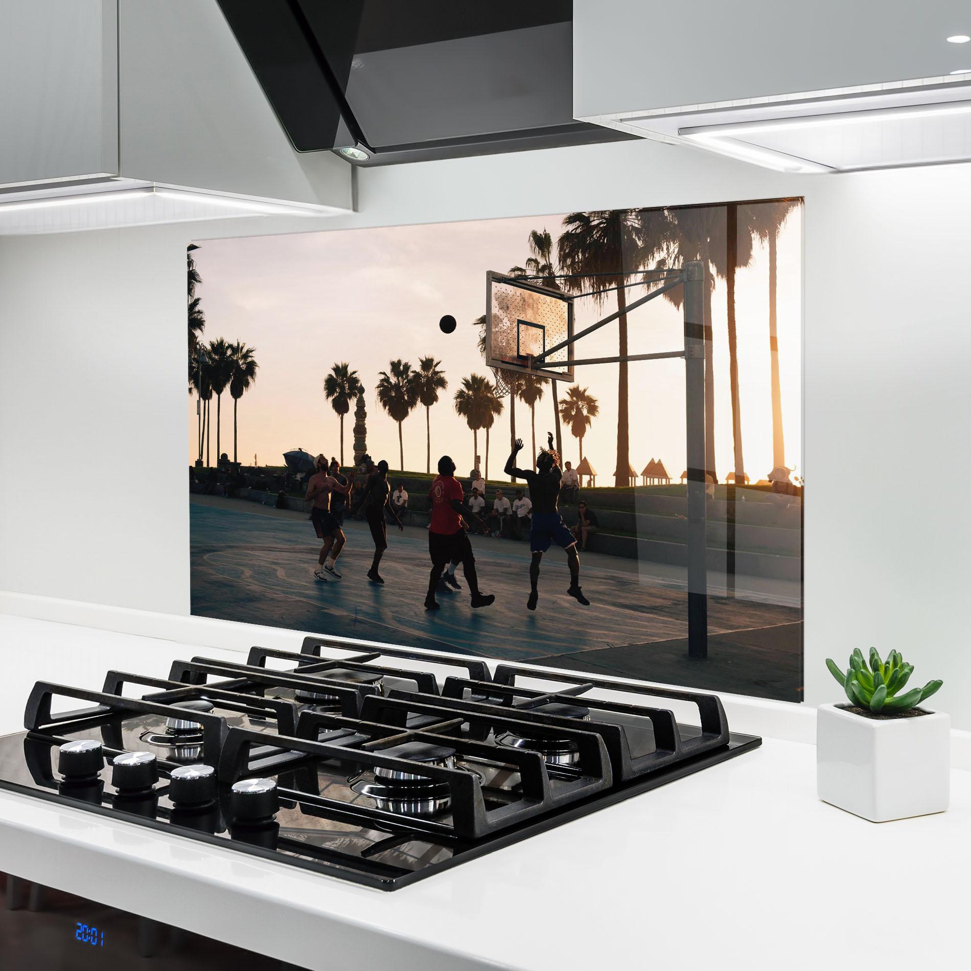 Panou Sticla Bucatarie Basketball Friends mockup 6