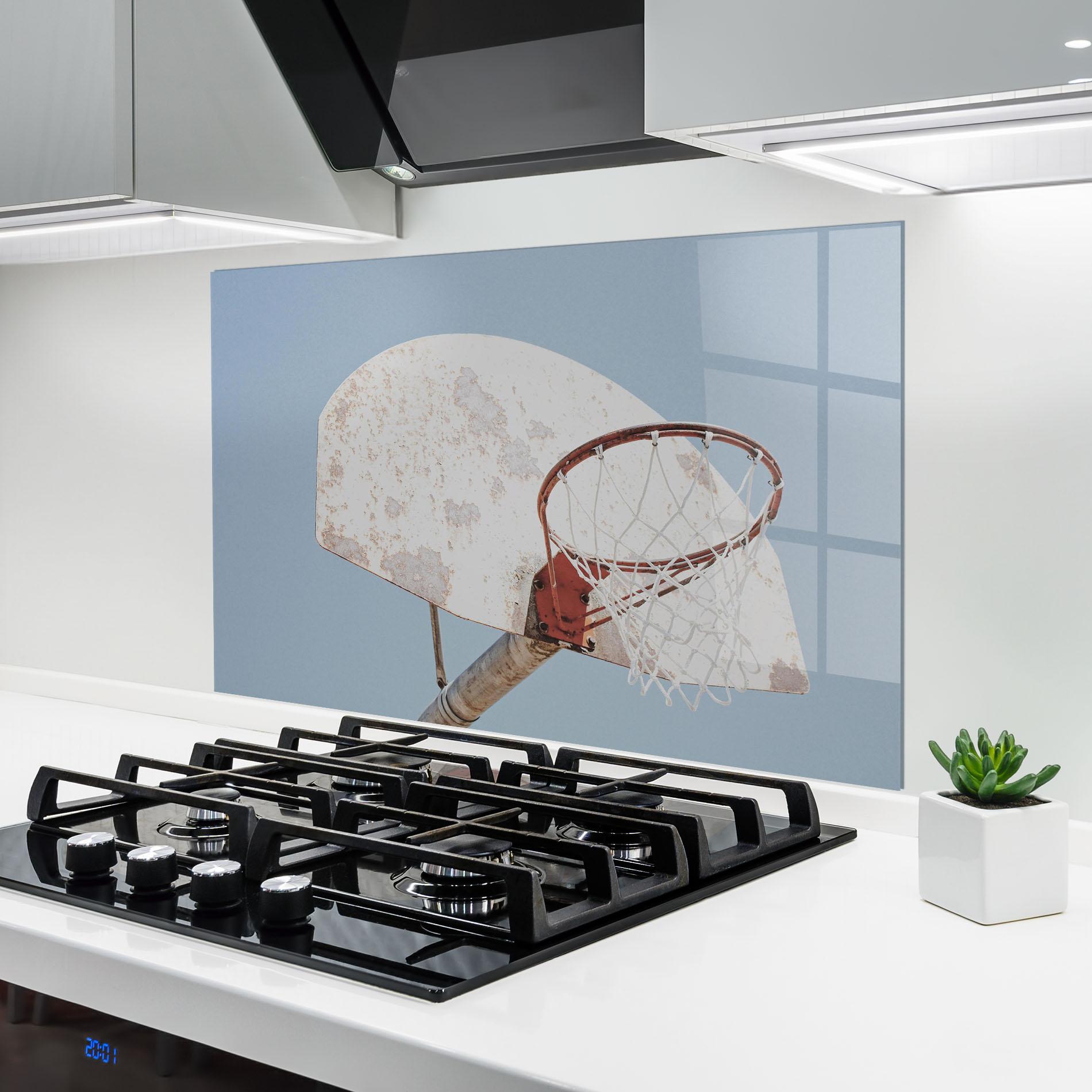 Panou Sticla Bucatarie Old Basketball Hoop mockup 6