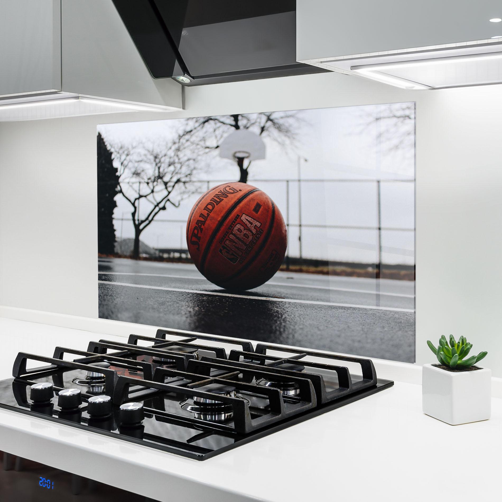 Panou Sticla Bucatarie Orange Basketball On Grey mockup 6