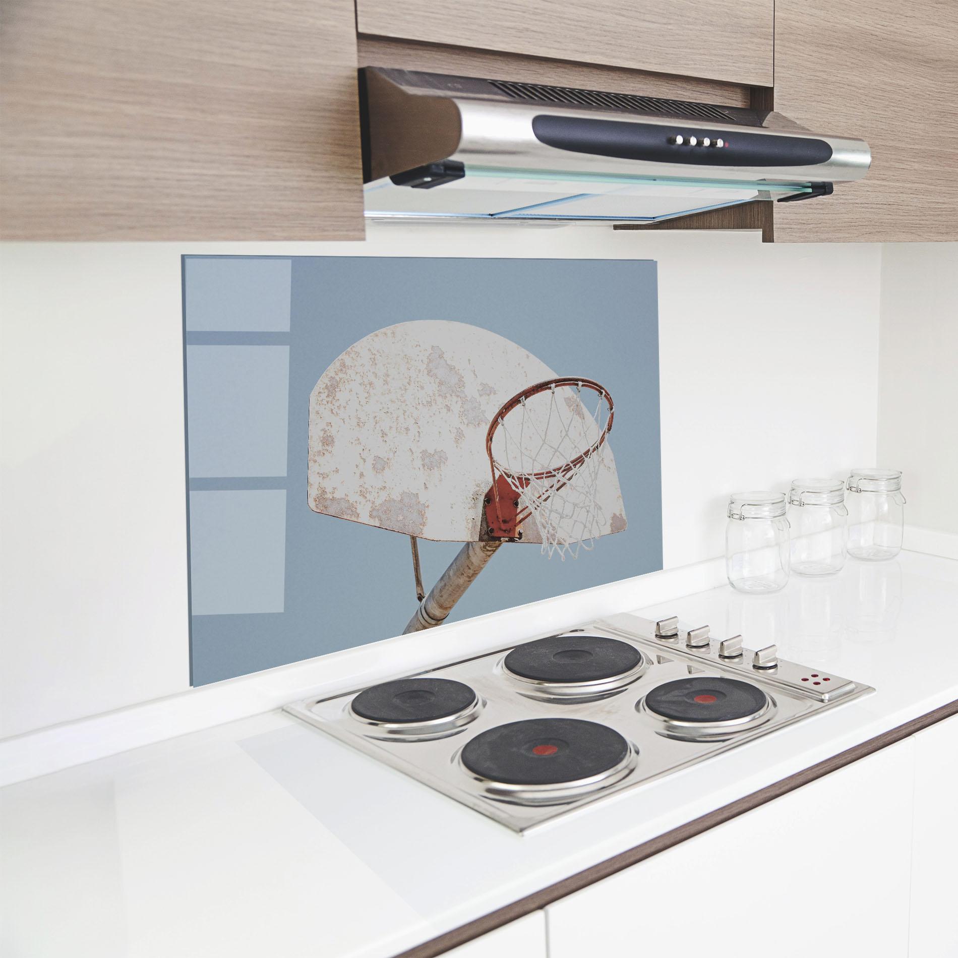 Panou Sticla Bucatarie Old Basketball Hoop mockup 8