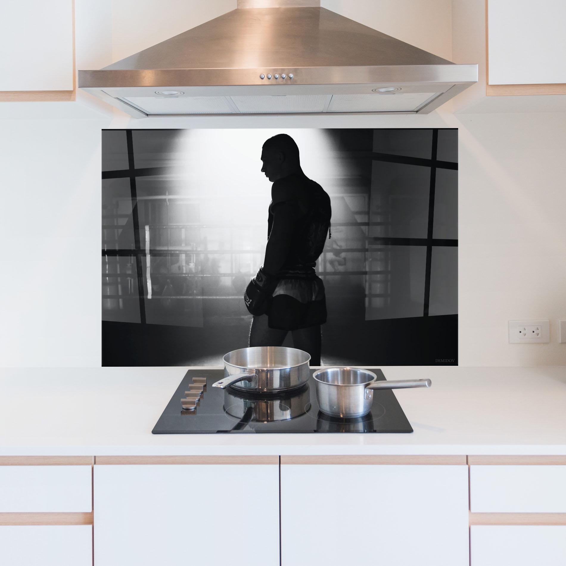 Panou Sticla Bucatarie Boxer Shilouette mockup 5