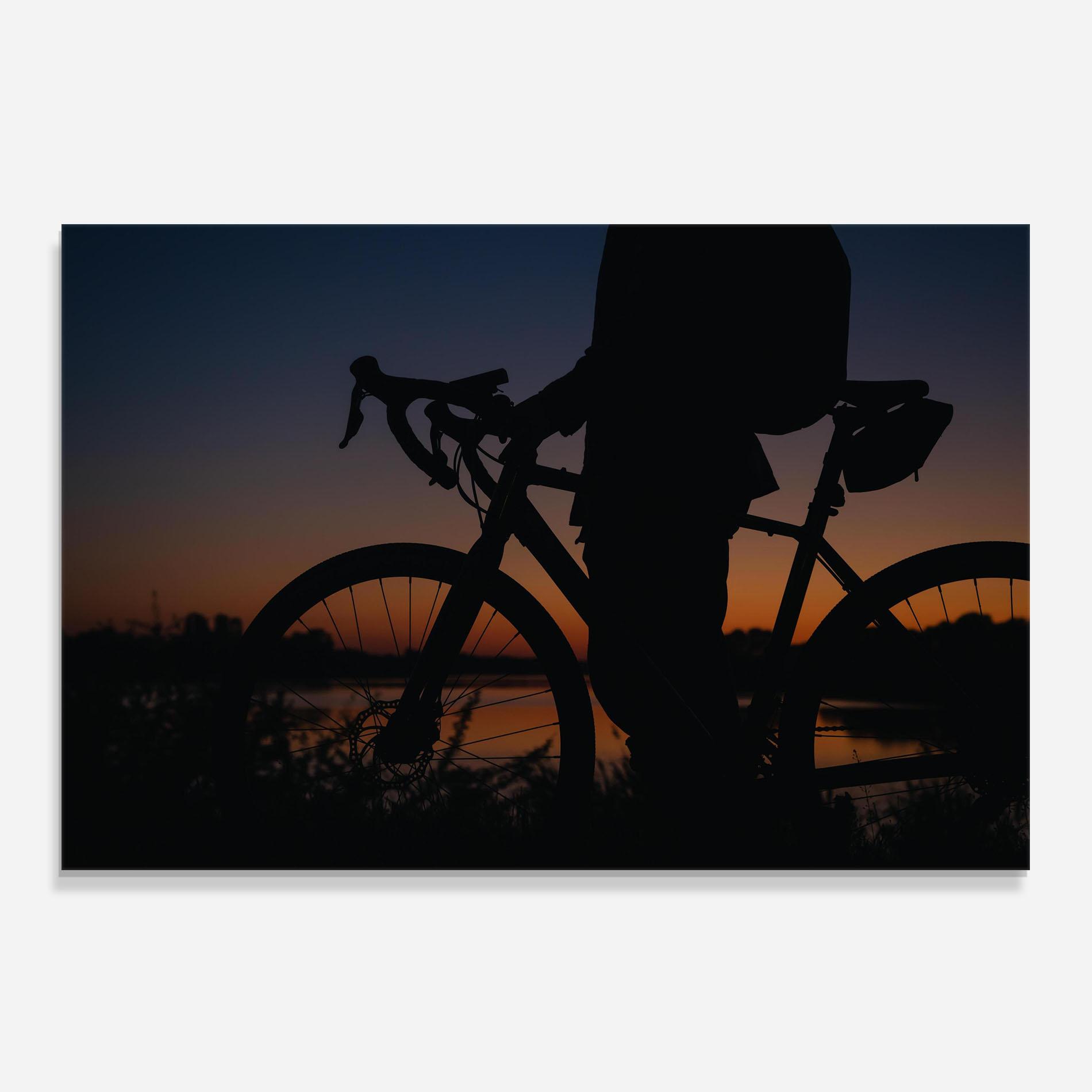 Panou Sticla Bucatarie Bike Near Lake mockup 0