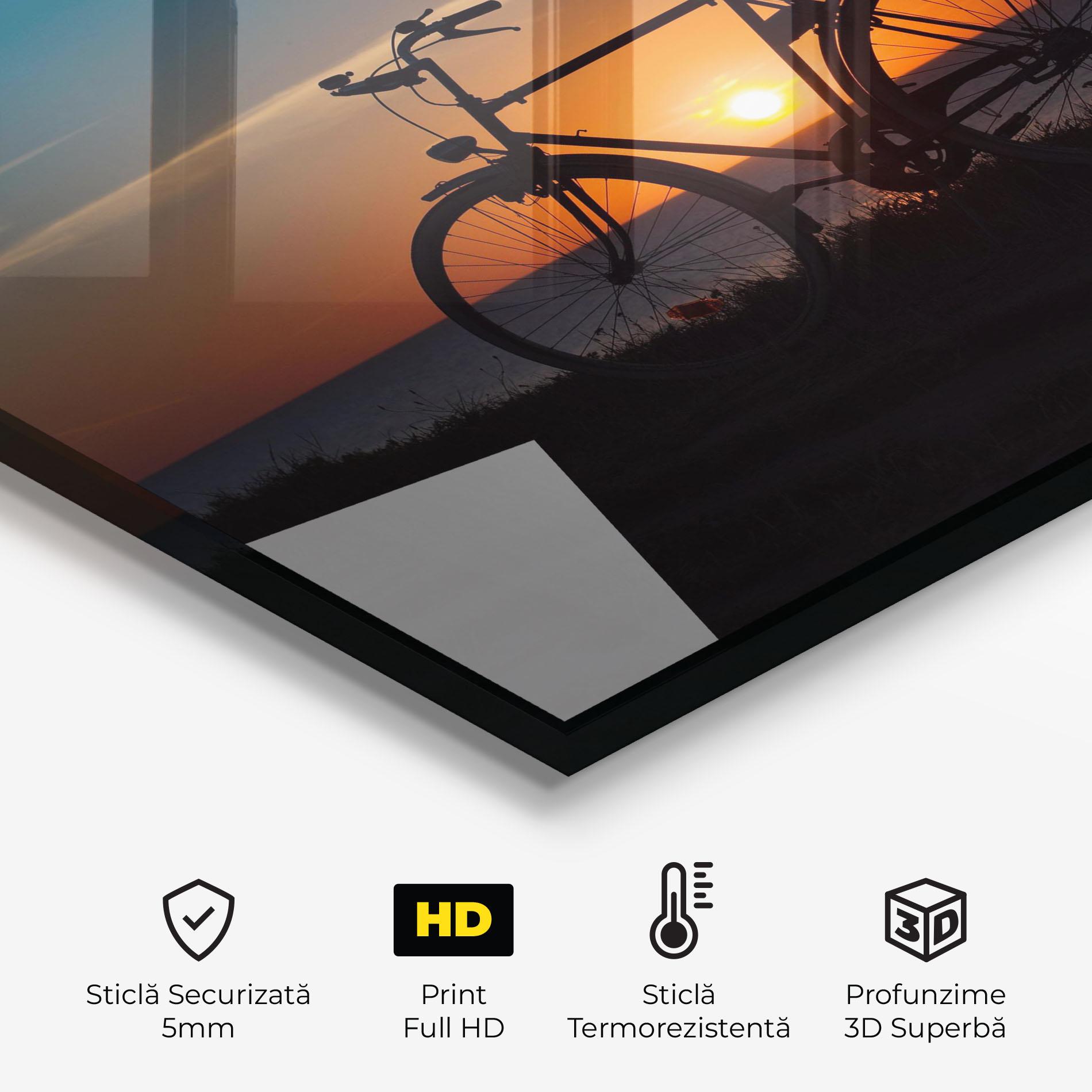 Panou Sticla Bucatarie Bike Silhouette mockup 2