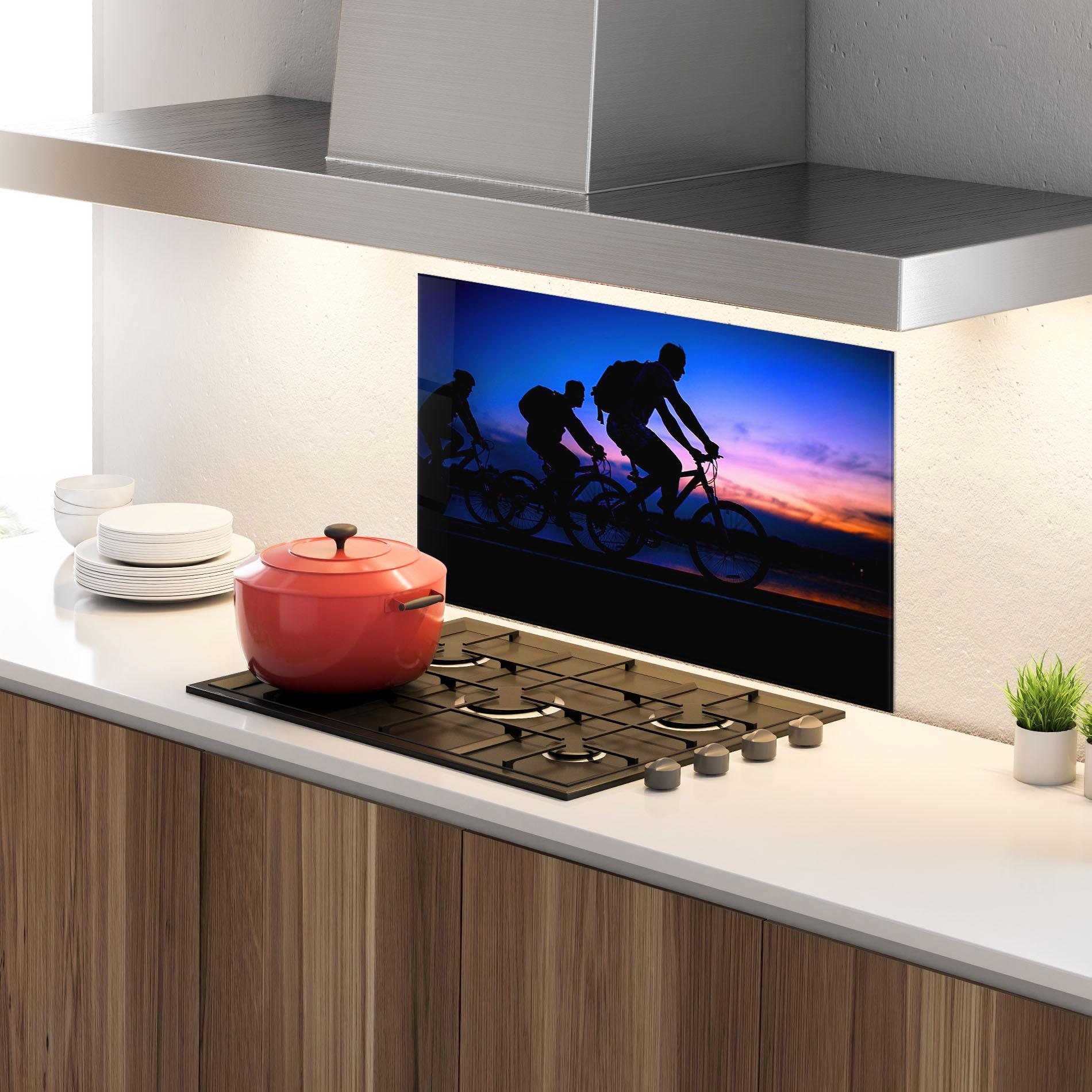 Panou Sticla Bucatarie Dark Blue Sky Shilouette mockup 4