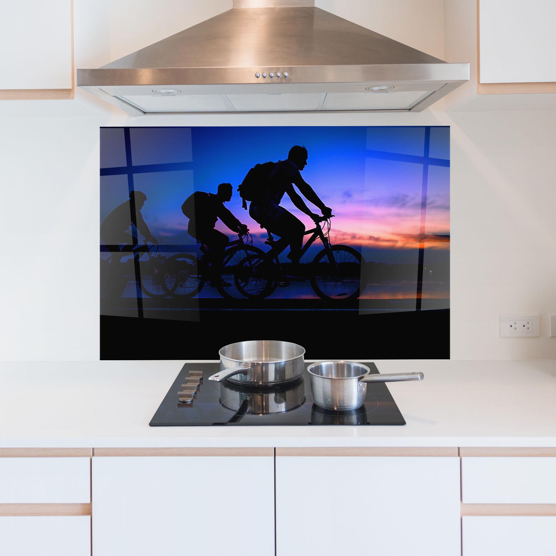 Panou Sticla Bucatarie Dark Blue Sky Shilouette mockup 5