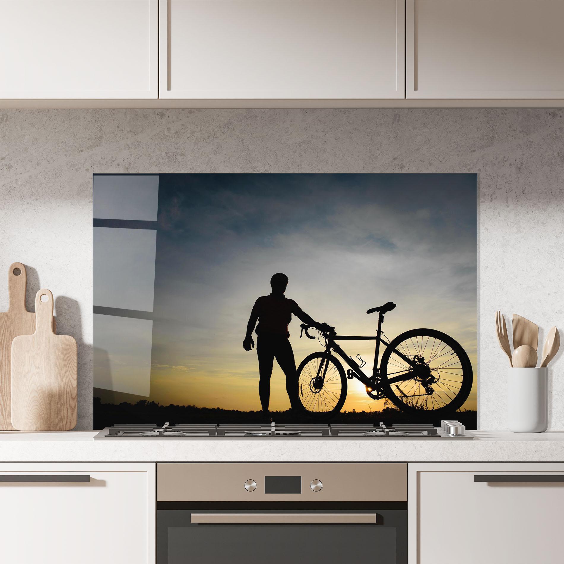 Panou Sticla Bucatarie Holding Bike Shilouette mockup 7