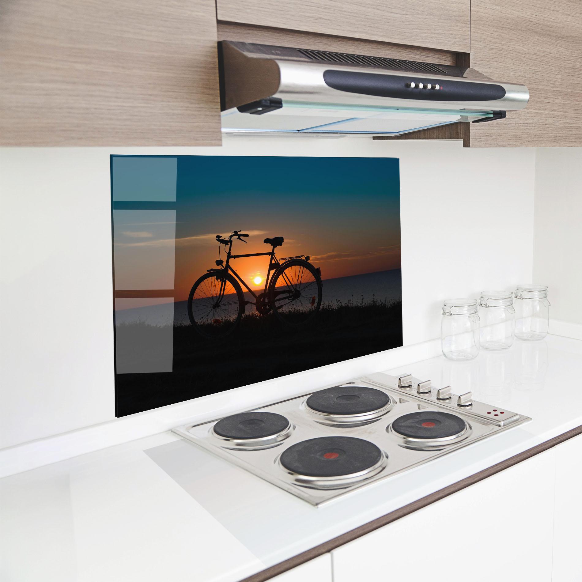 Panou Sticla Bucatarie Bike Silhouette mockup 8