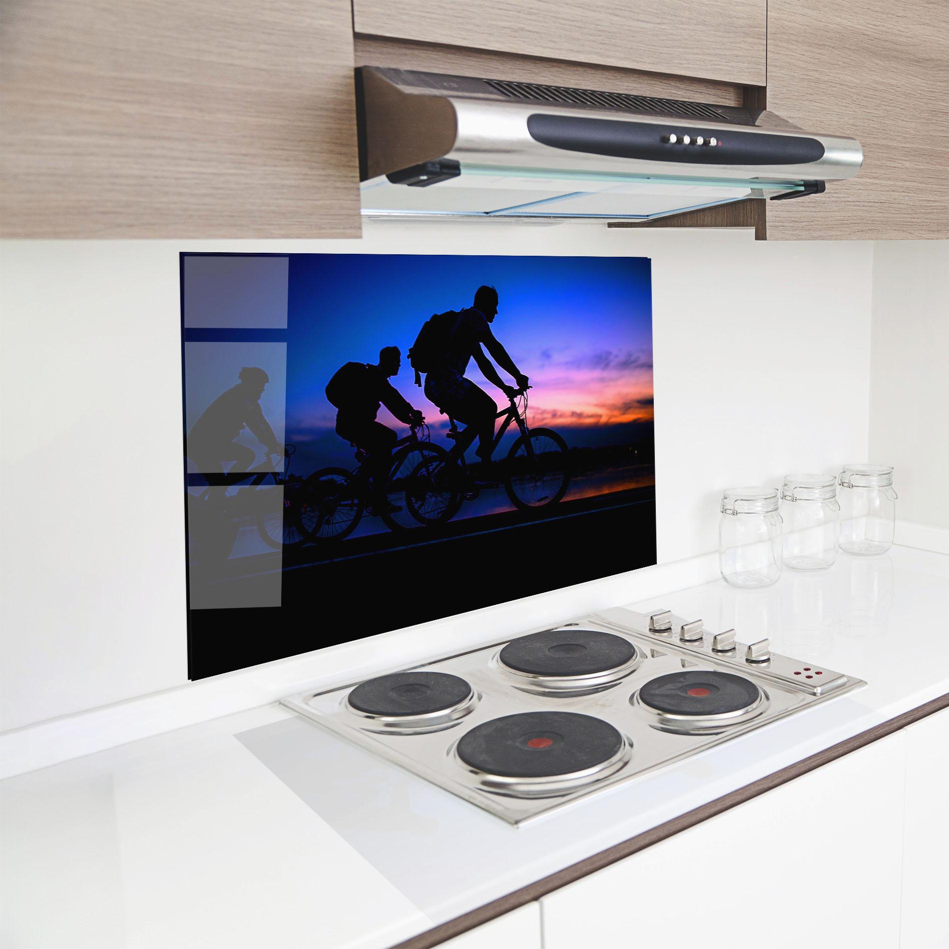 Panou Sticla Bucatarie Dark Blue Sky Shilouette mockup 8