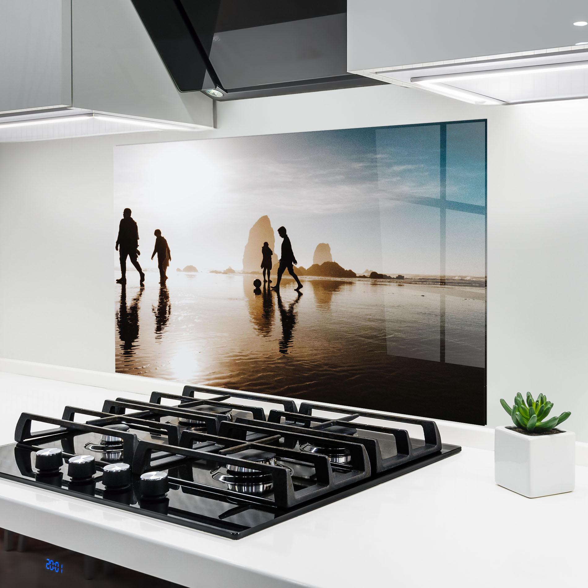 Panou Sticla Bucatarie Football On Water mockup 6